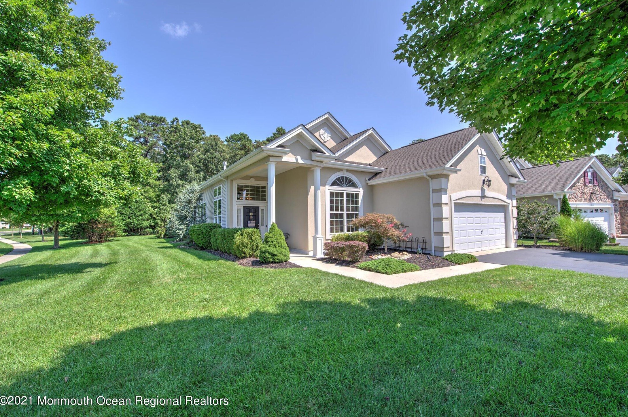 48 Pembroke Dr, Jackson Twp, NJ 08527