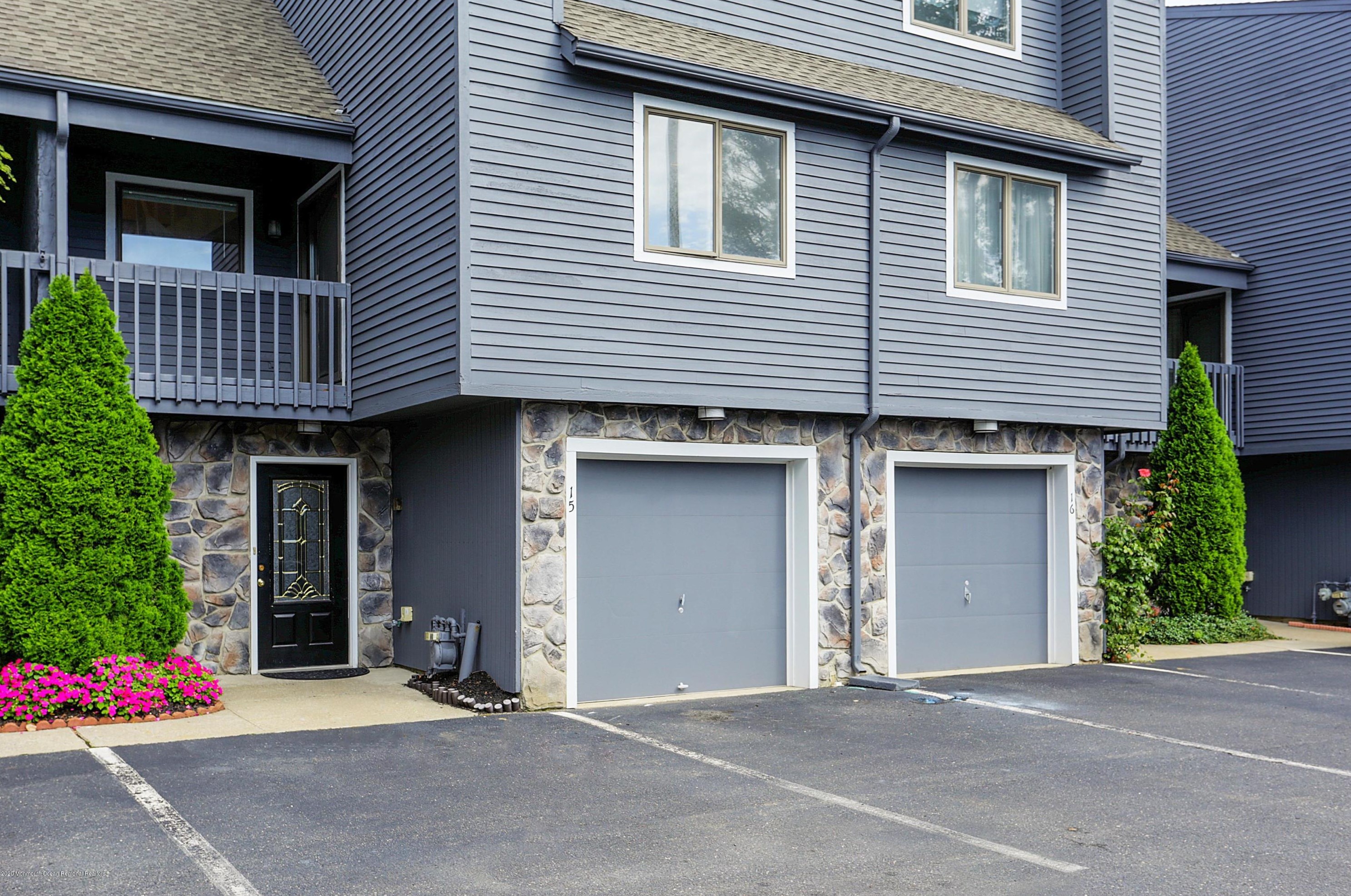 15 Devon Ct, Wall Township, NJ 07762