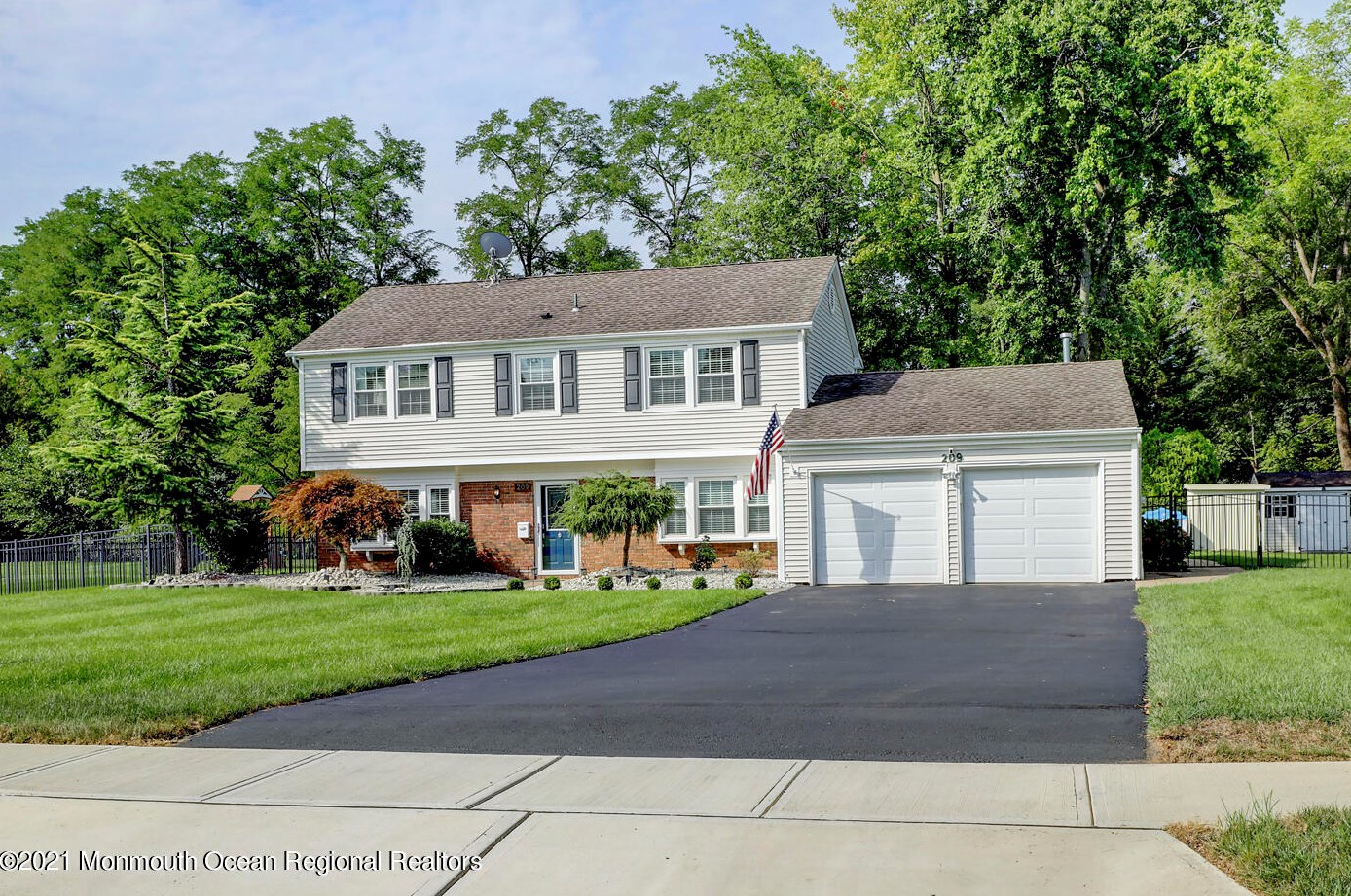 209 Ticonderoga Blvd, East Freehold, NJ 07728