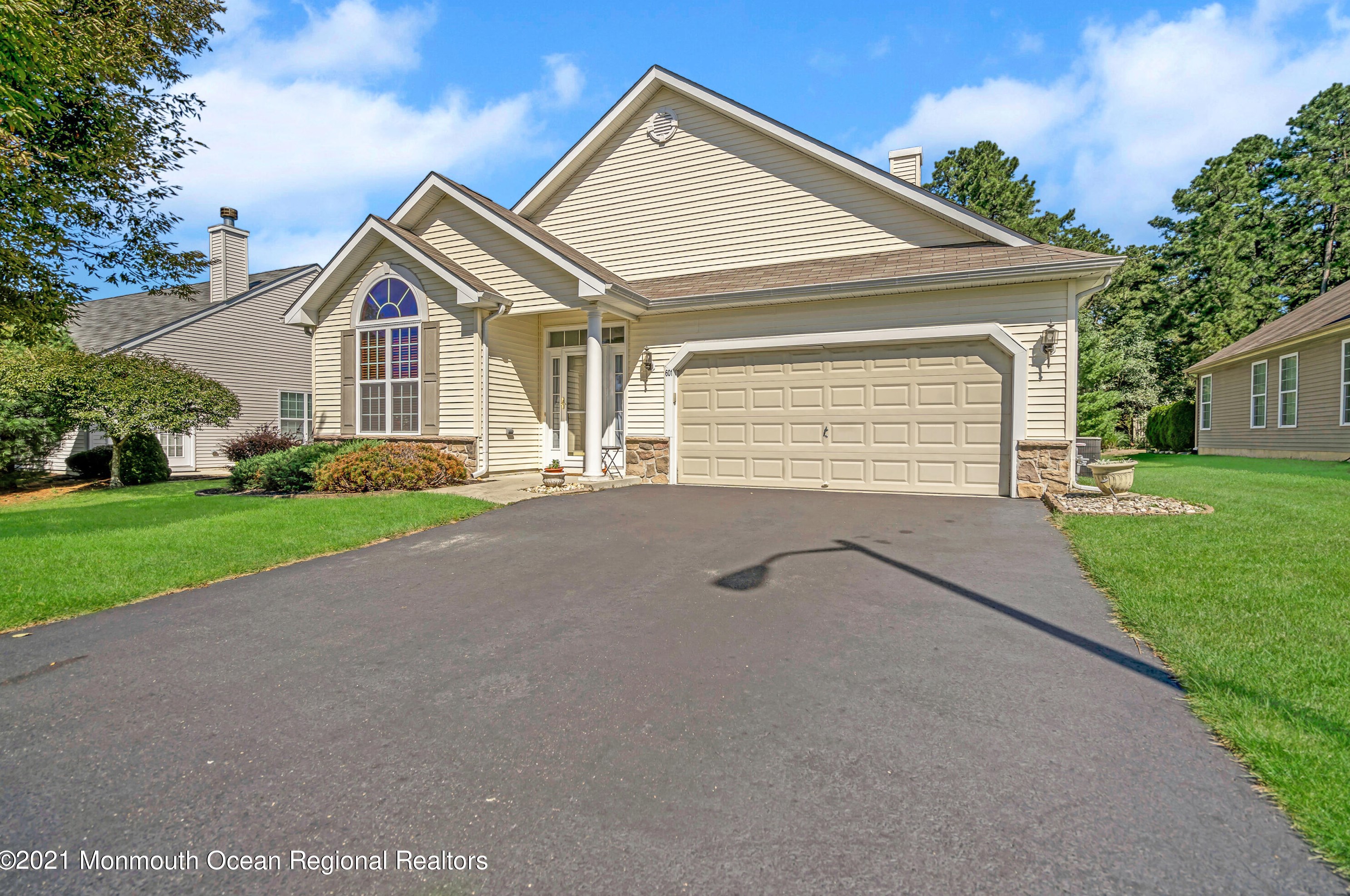 601 Timberline Lane, Lakehurst, NJ 08759