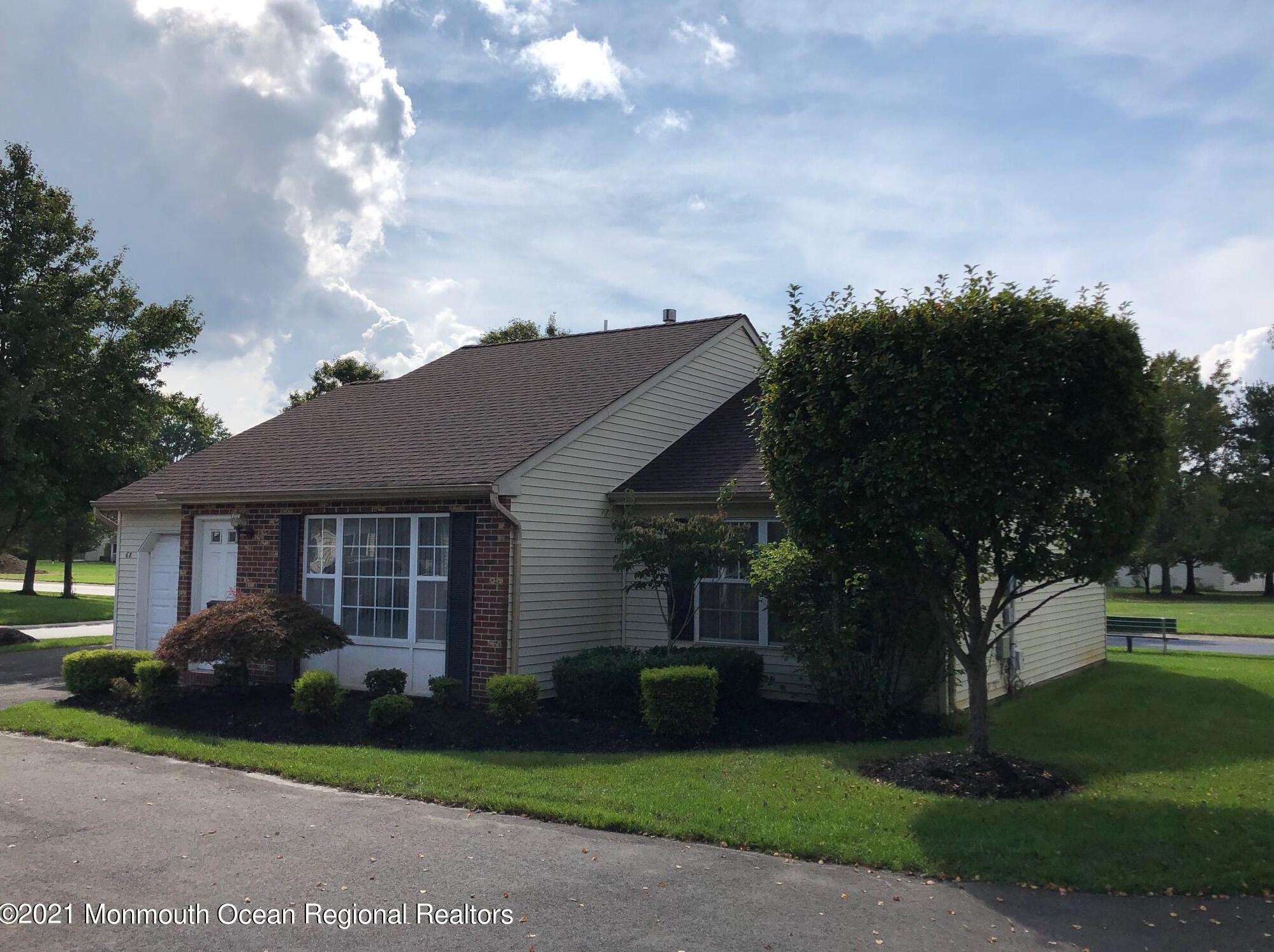 68 Farnworth Close, East Freehold, NJ 07728