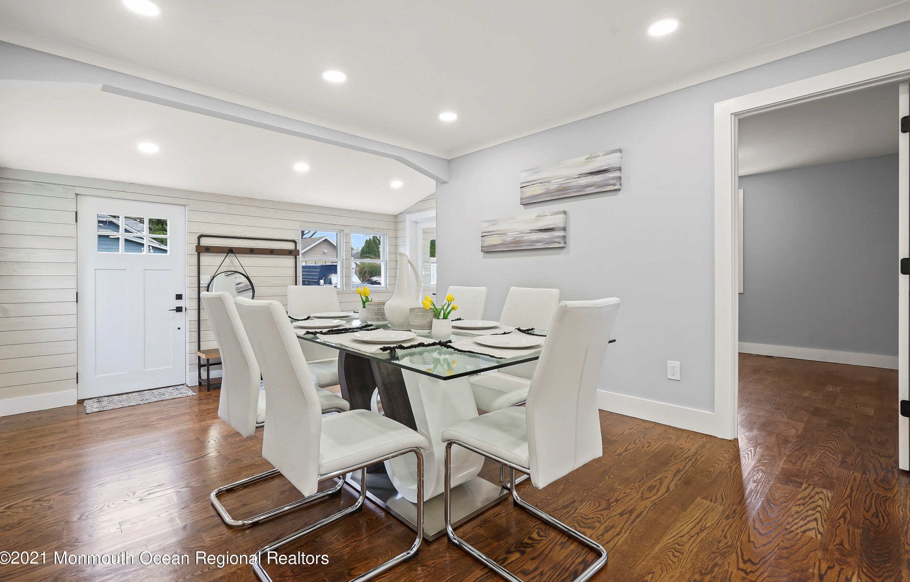 4 4th St, Matawan NJ  07747-2316 exterior