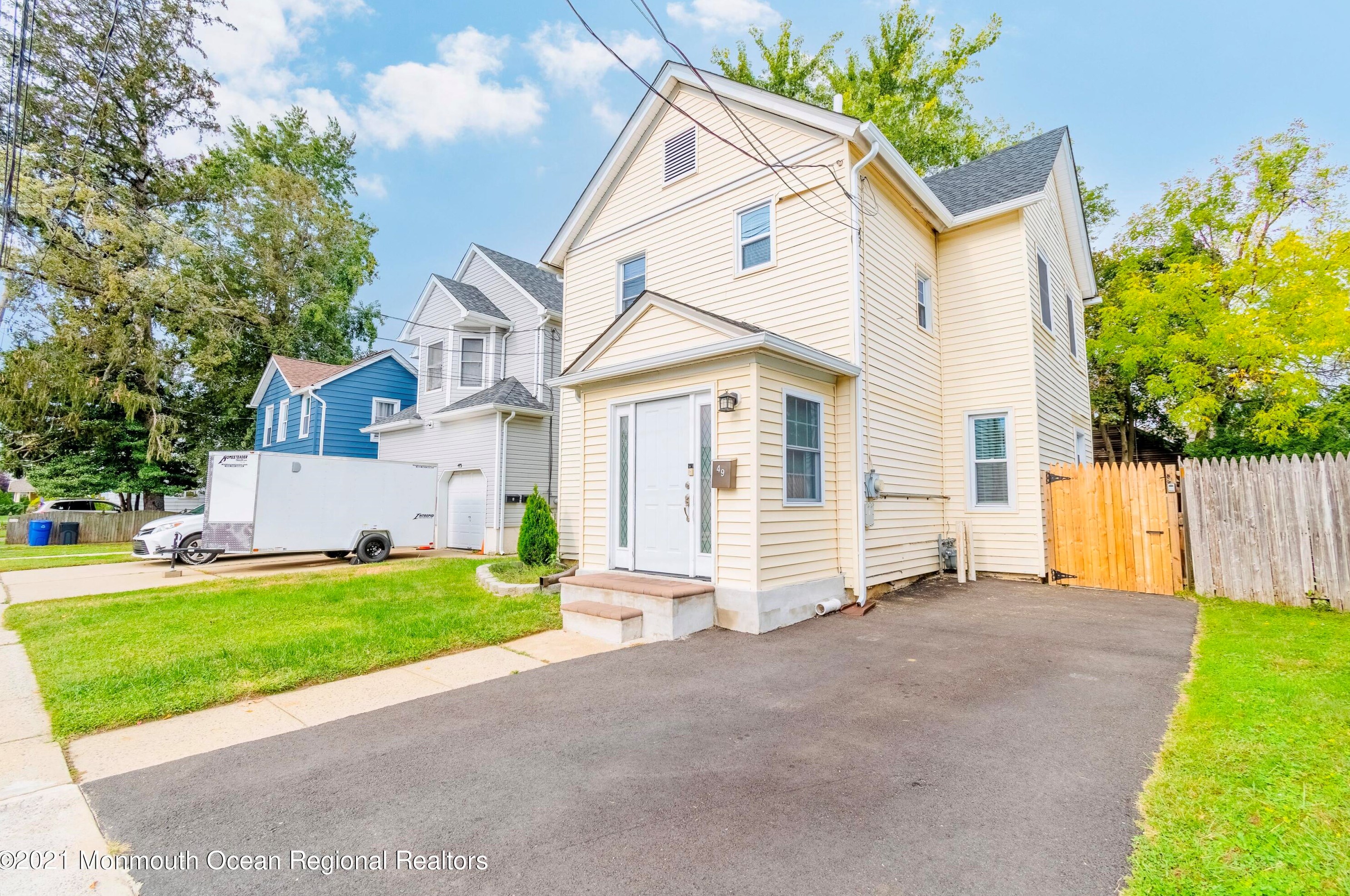 49 Church St, Matawan, NJ 07747-3110