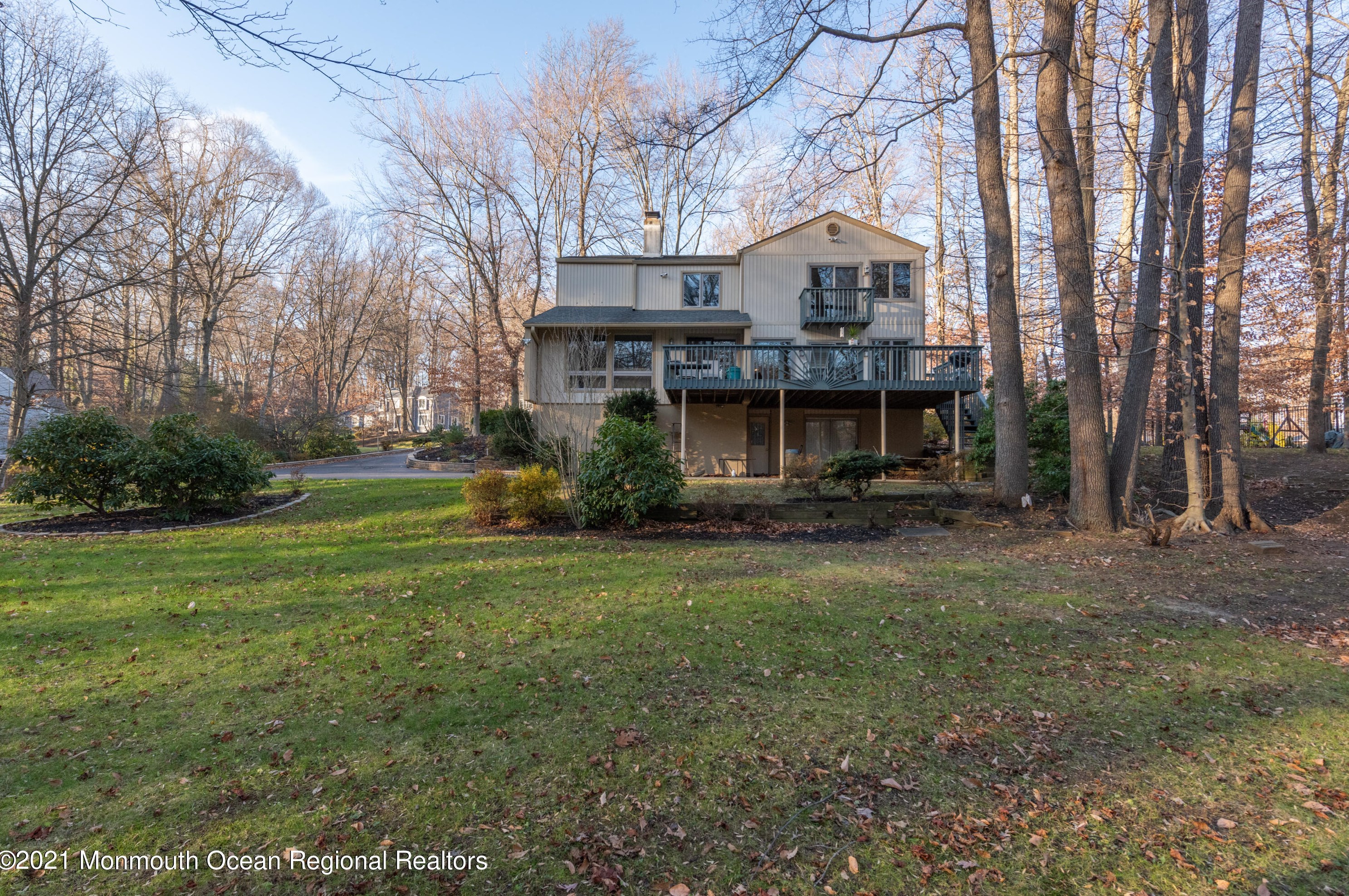 6 Howland Rd, Middletown, NJ 07748