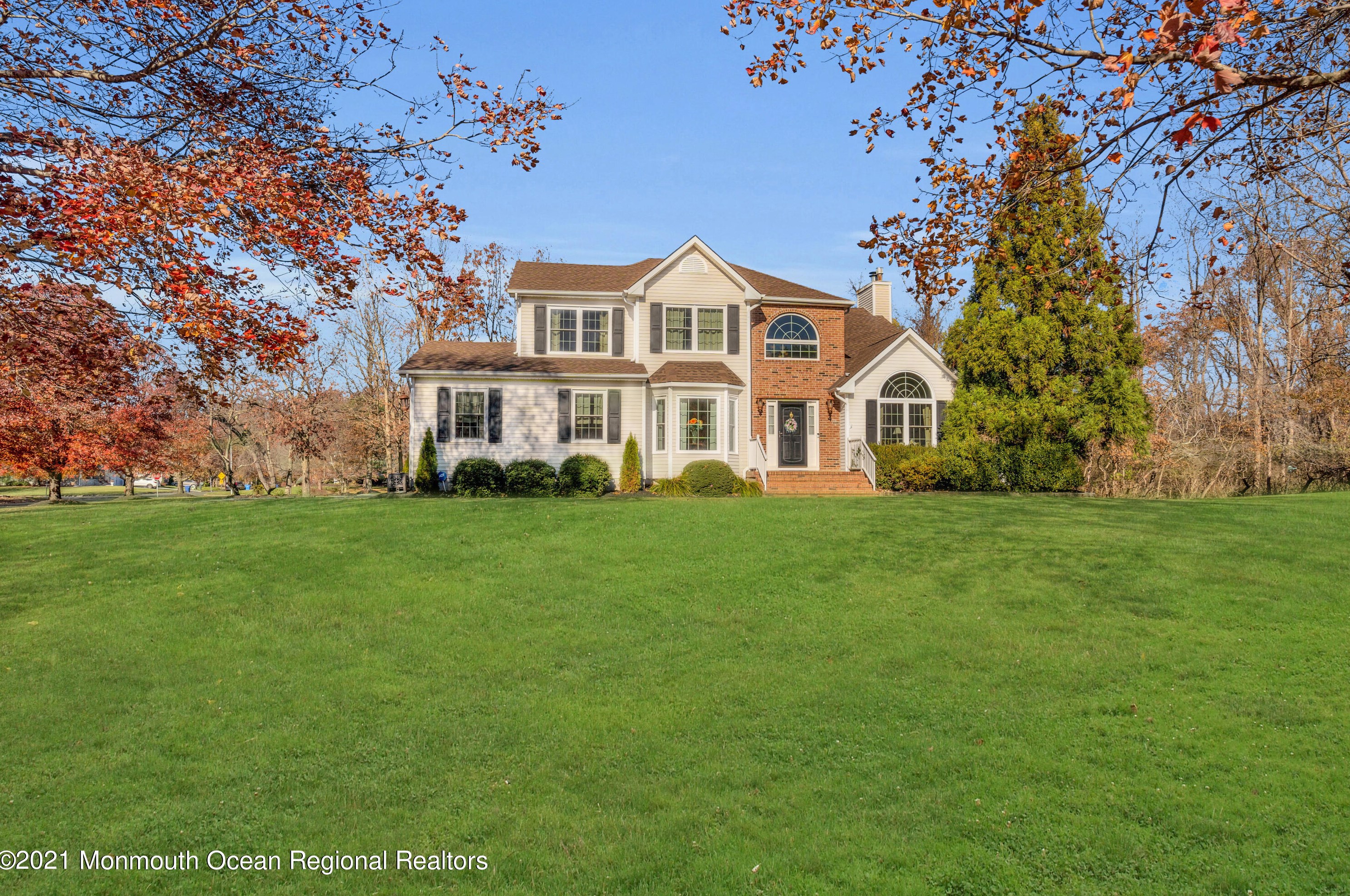 4 Stockton St, Tinton Falls, NJ 07724
