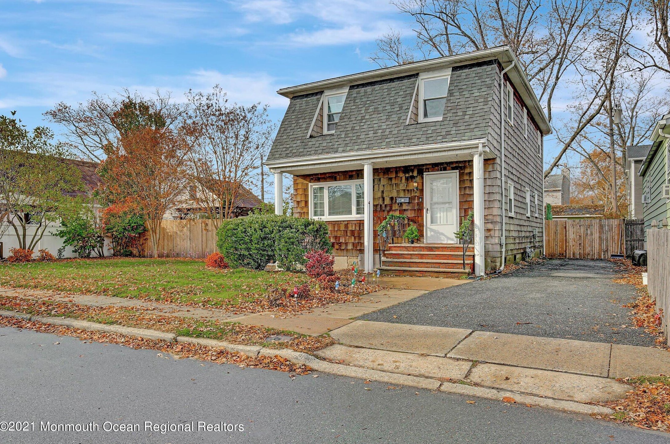 97 Ocean Ave, Middletown, NJ 07748