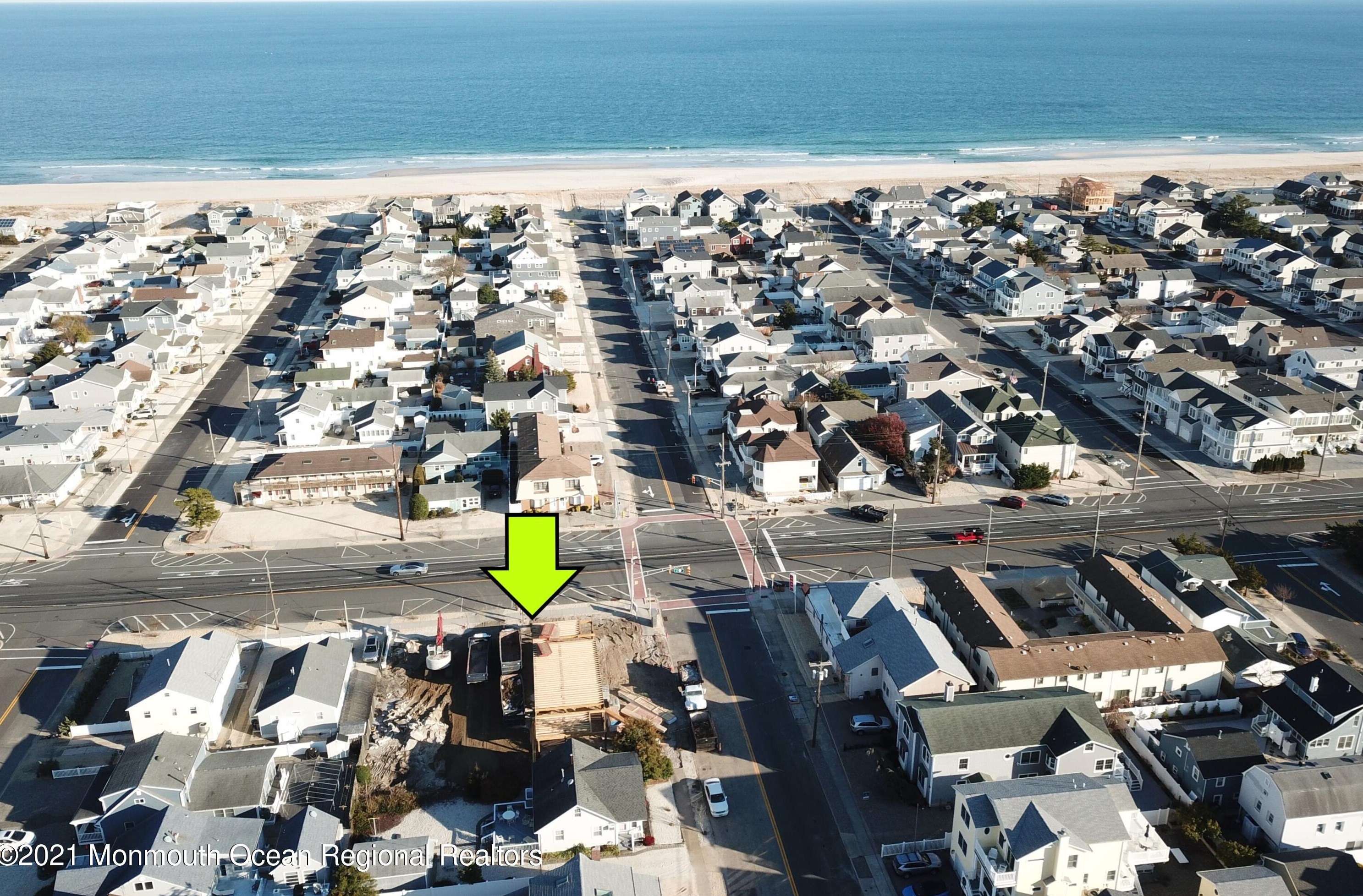 96 Grand Central Ave #a, Lavallette, NJ 08735