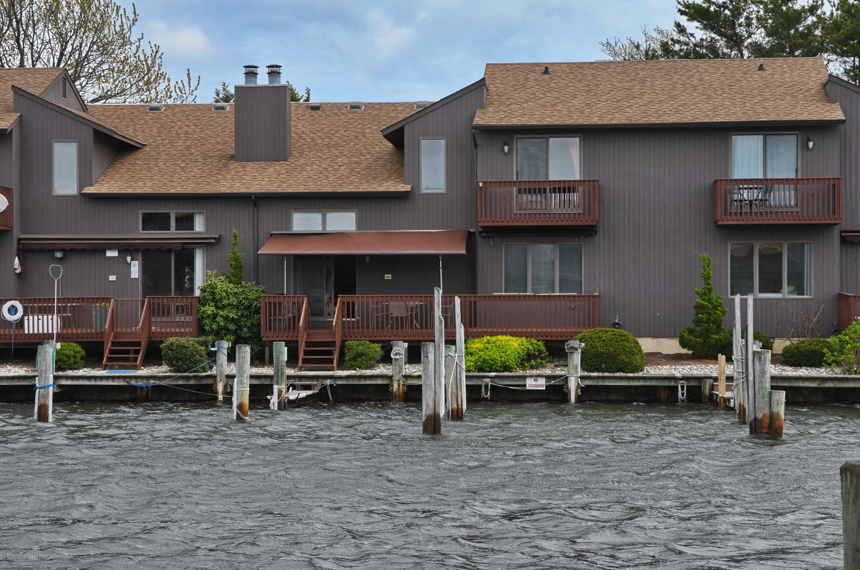 23 Sea Point Dr, Point Pleasant Beach, NJ 08742