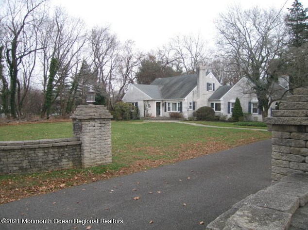 333 Harding Rd, Little Silver, NJ 07739