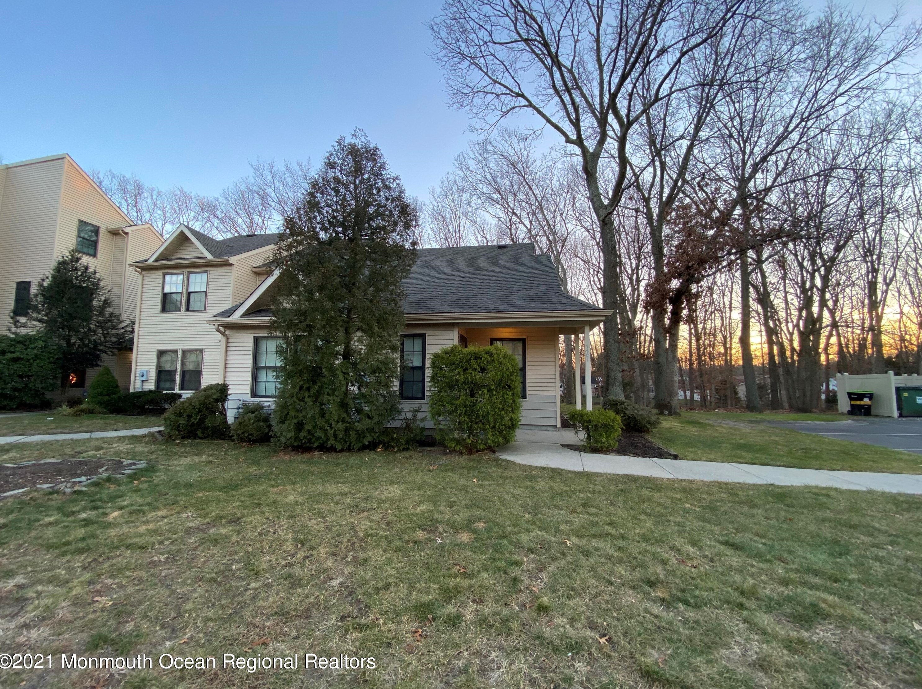 127 Azalea Cir, Jackson Twp, NJ 08527