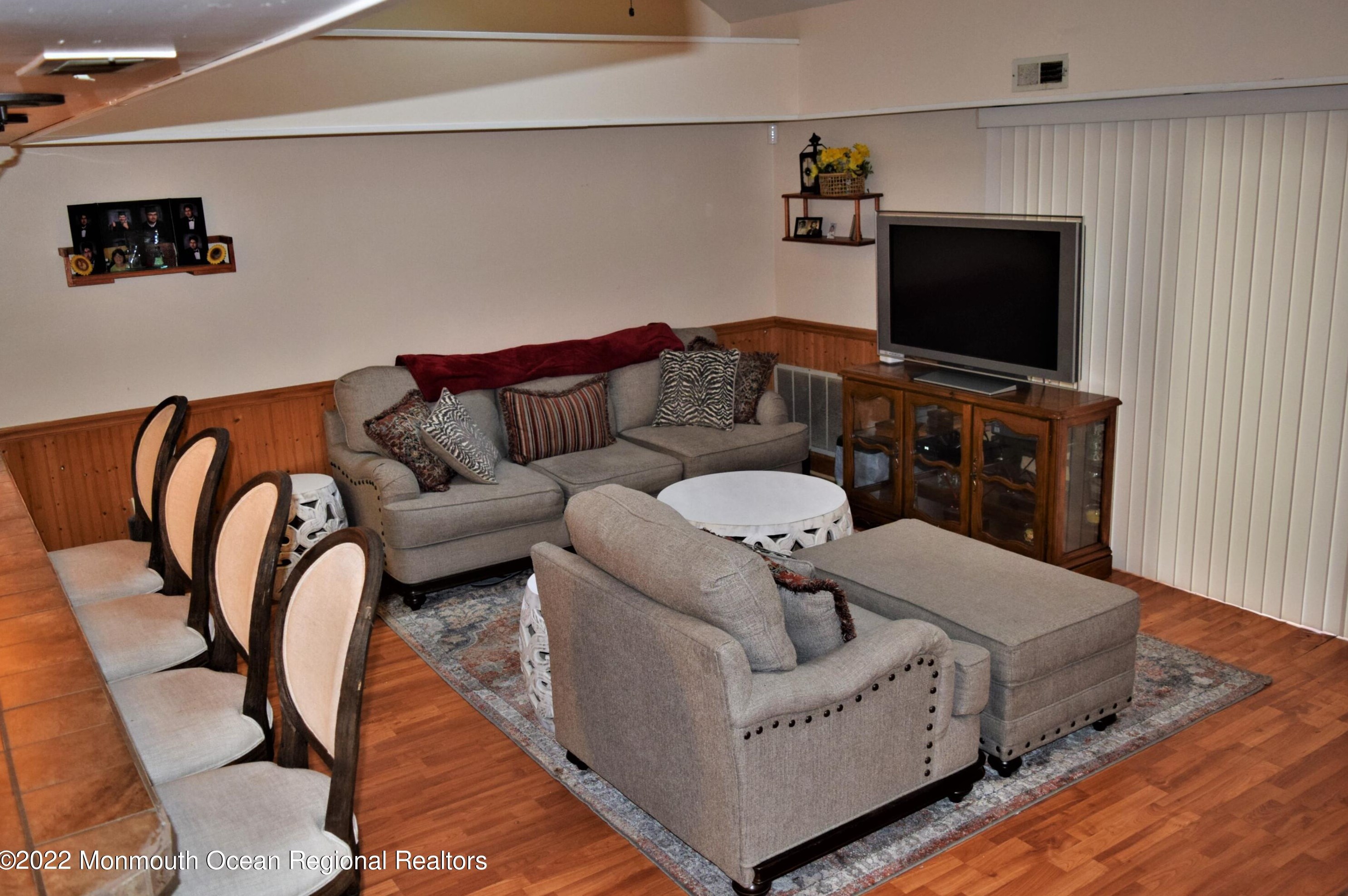 99 Westchester Dr, Tuckerton NJ  08087-3013 exterior