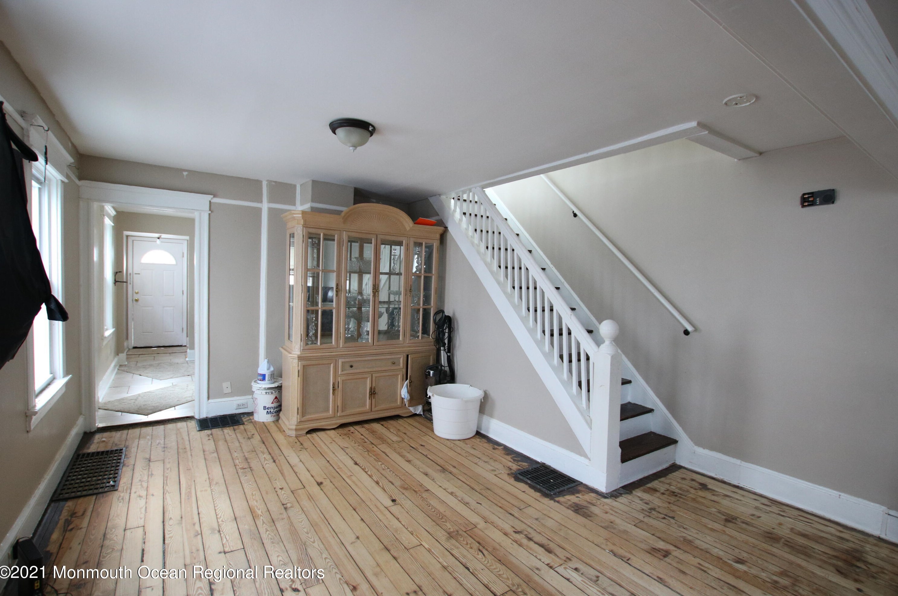 648 Church St, Tinton Falls, NJ 07712