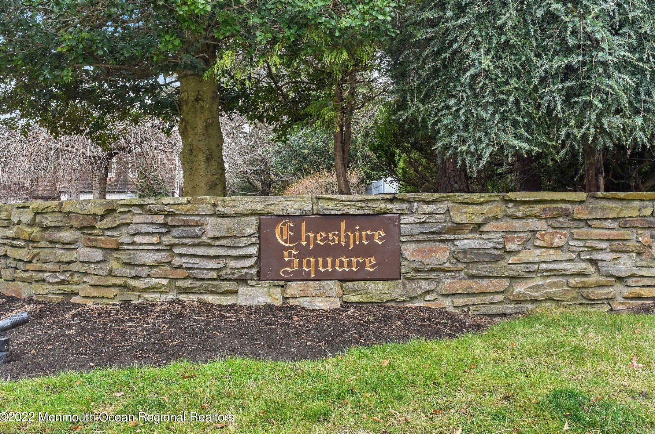 48 Cheshire Square #a, Little Silver, NJ 07739