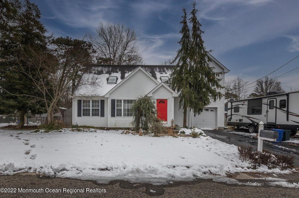 1201 Spray Ave, Beachwood, NJ 08722