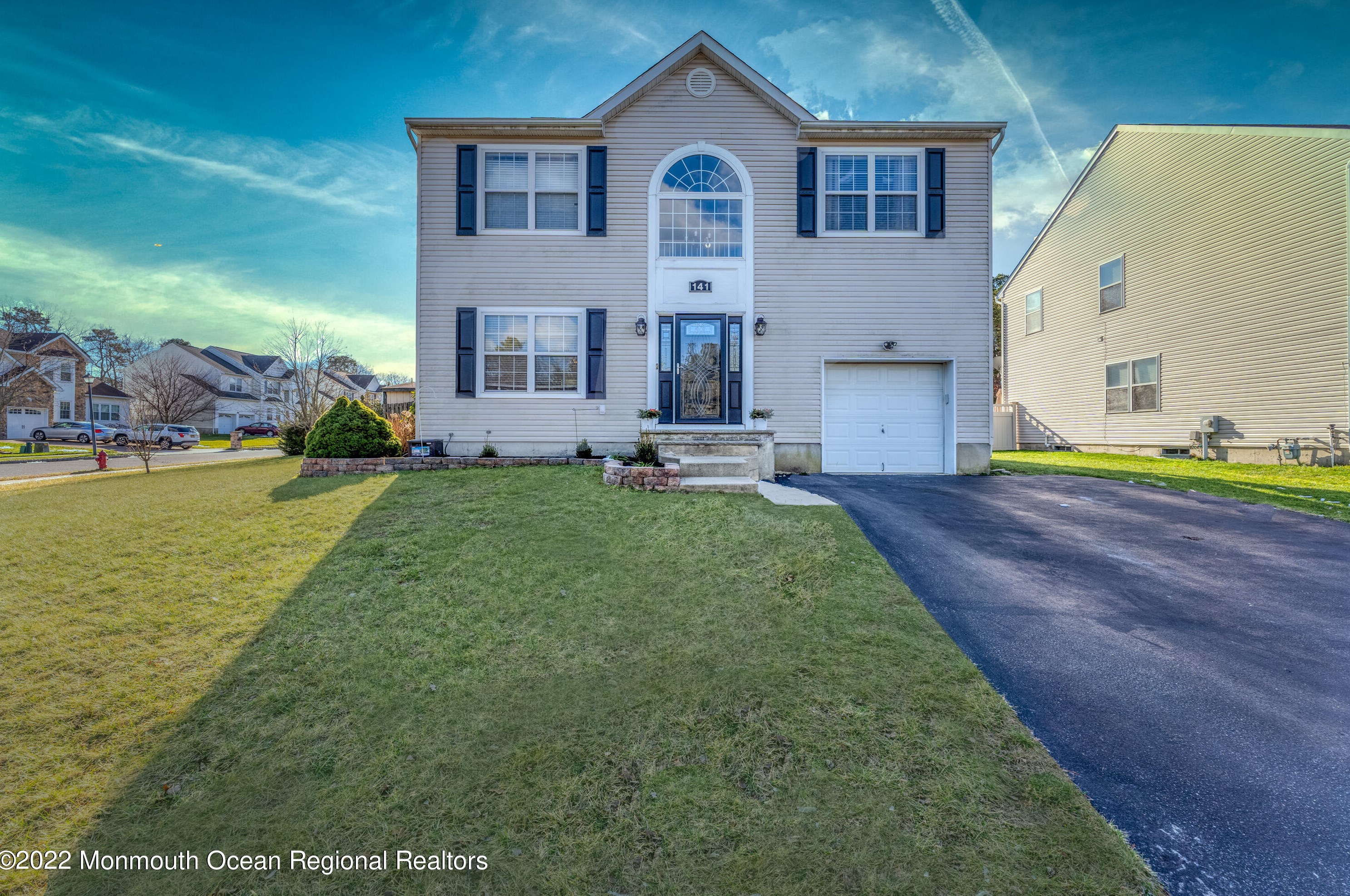 141 Manhattan Ave, Berkeley Township, NJ 08721