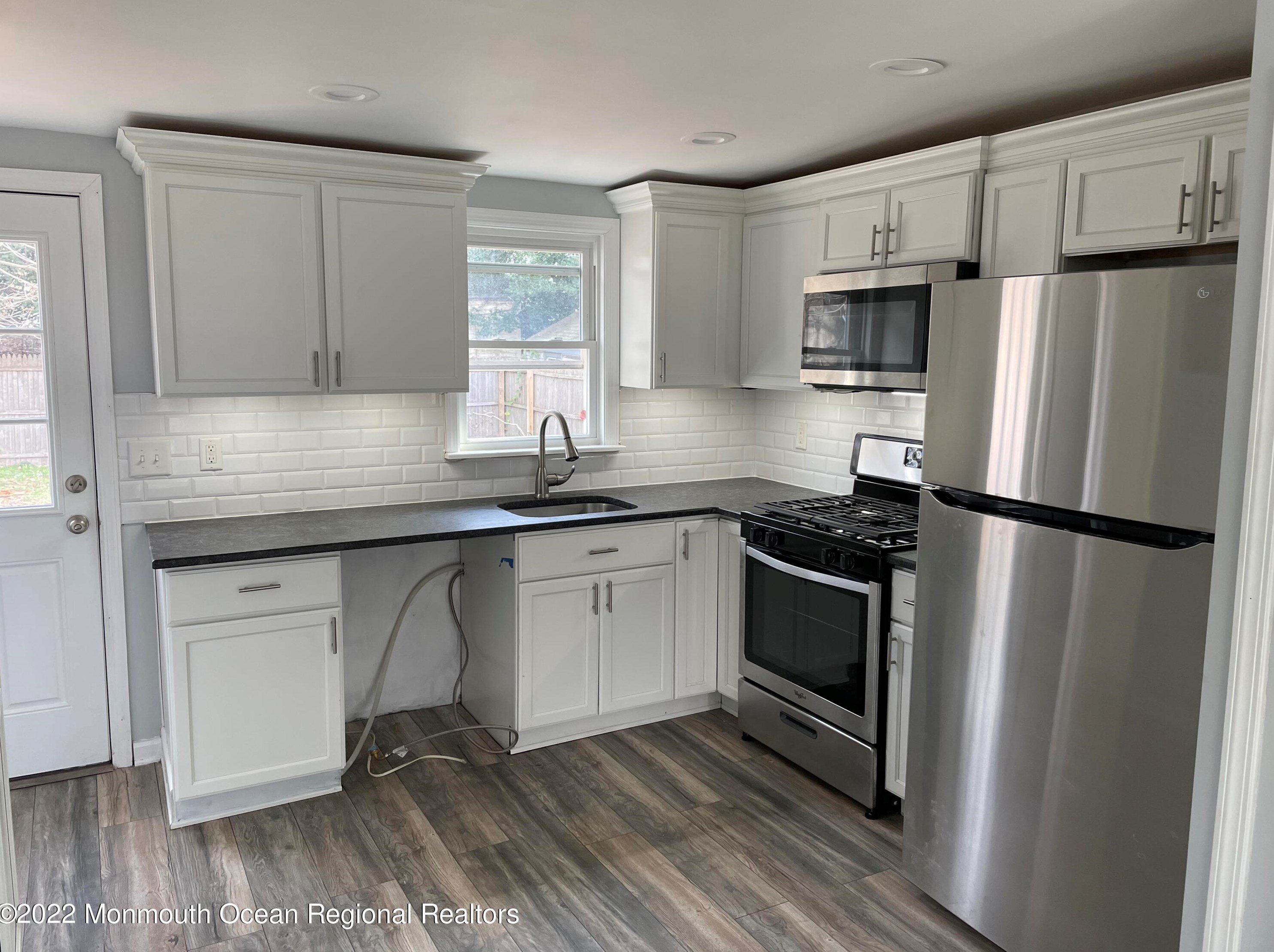 16 Franklin Ave, Ideal Beach, NJ 07734