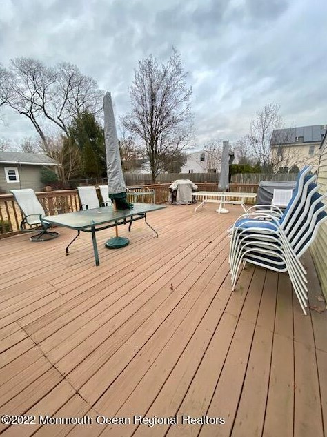 235 Delaware Ave, Oakhurst NJ  07755-1314 exterior