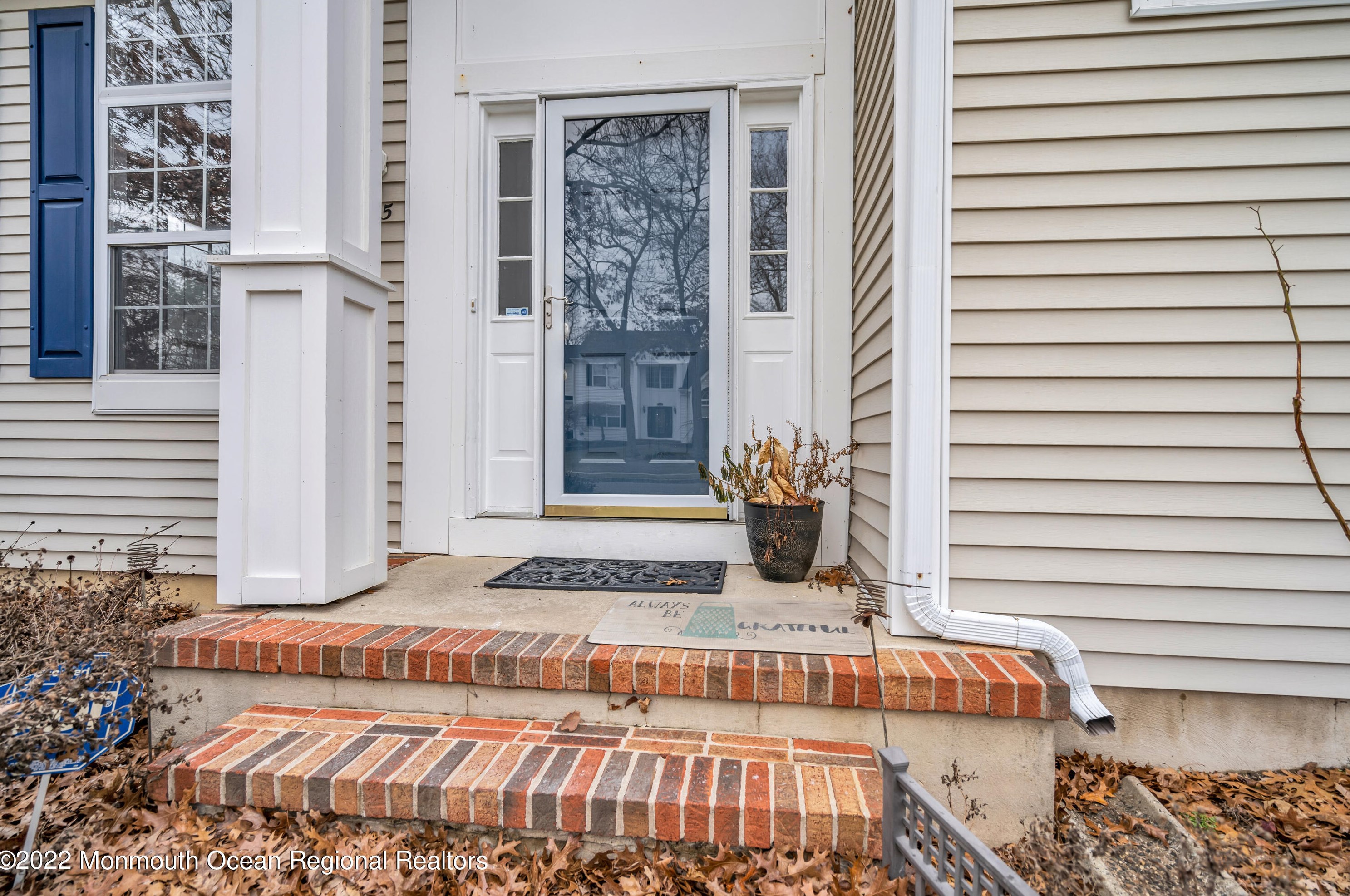 165 Grande Woodlands Way, Toms River NJ  08755-1725 exterior