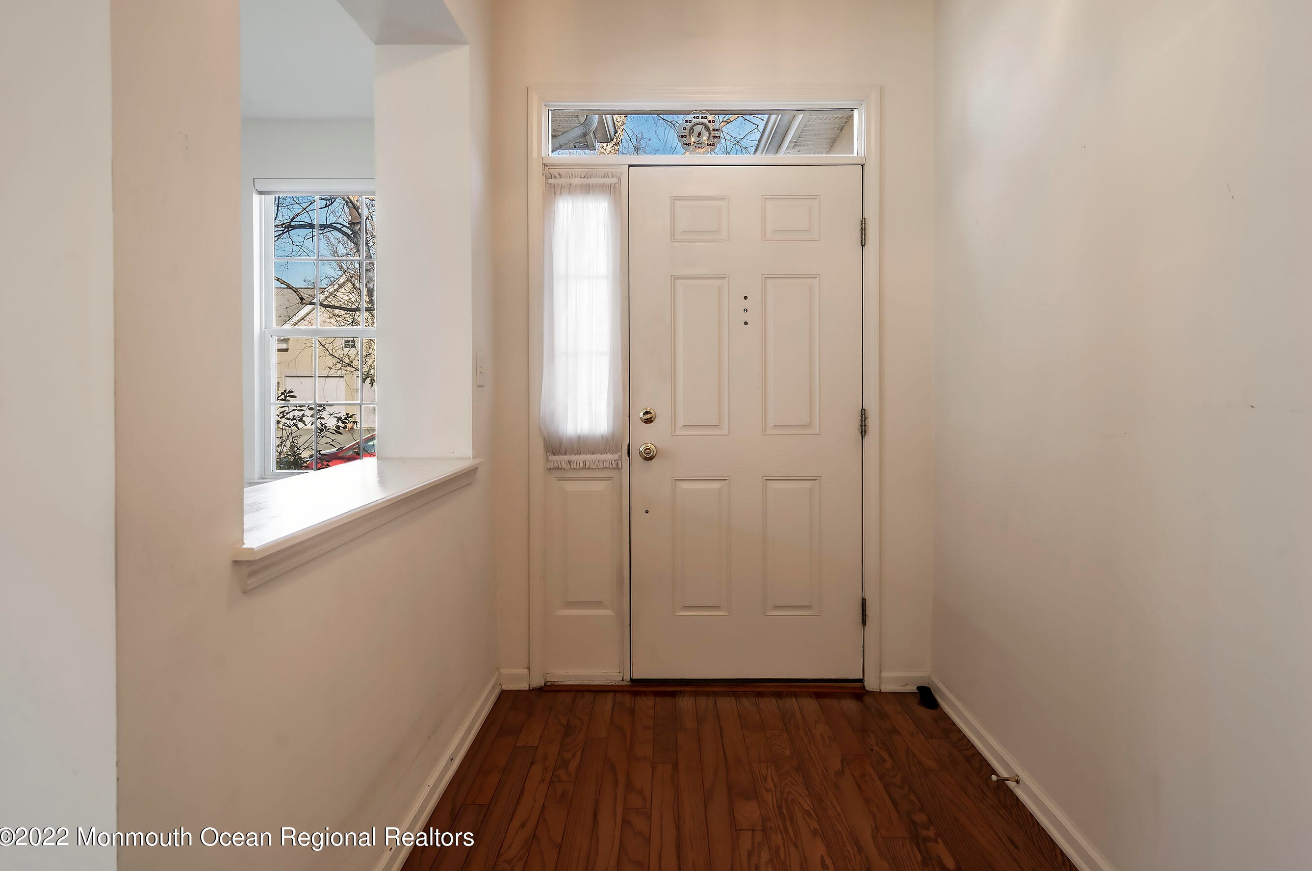 167 Minuteman Cir, Upper Freehold, NJ 08501