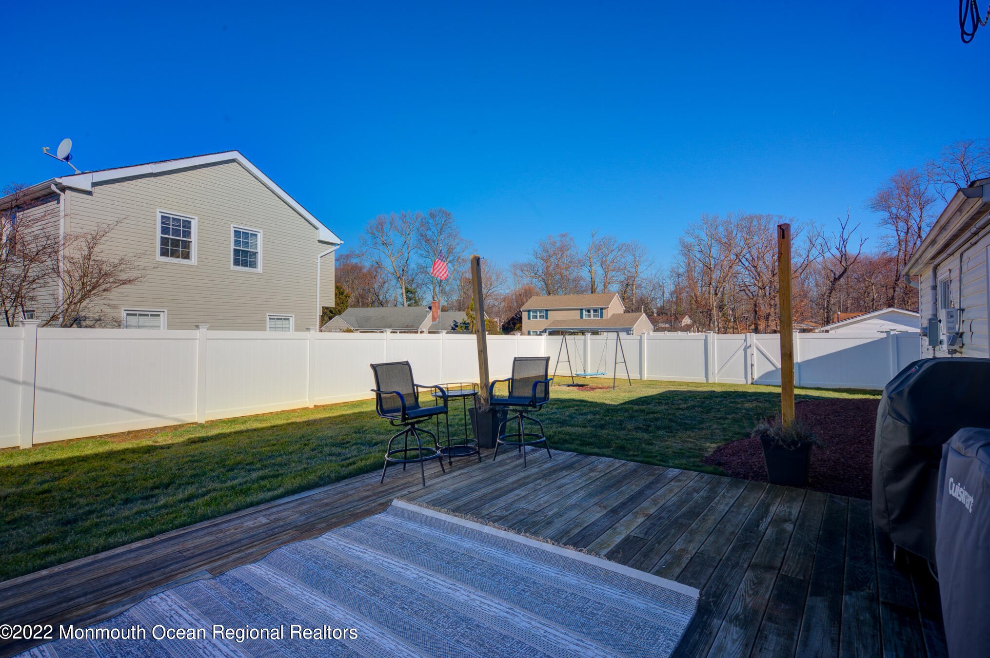 77 Bechstein Dr, Matawan NJ  07747-2331 exterior