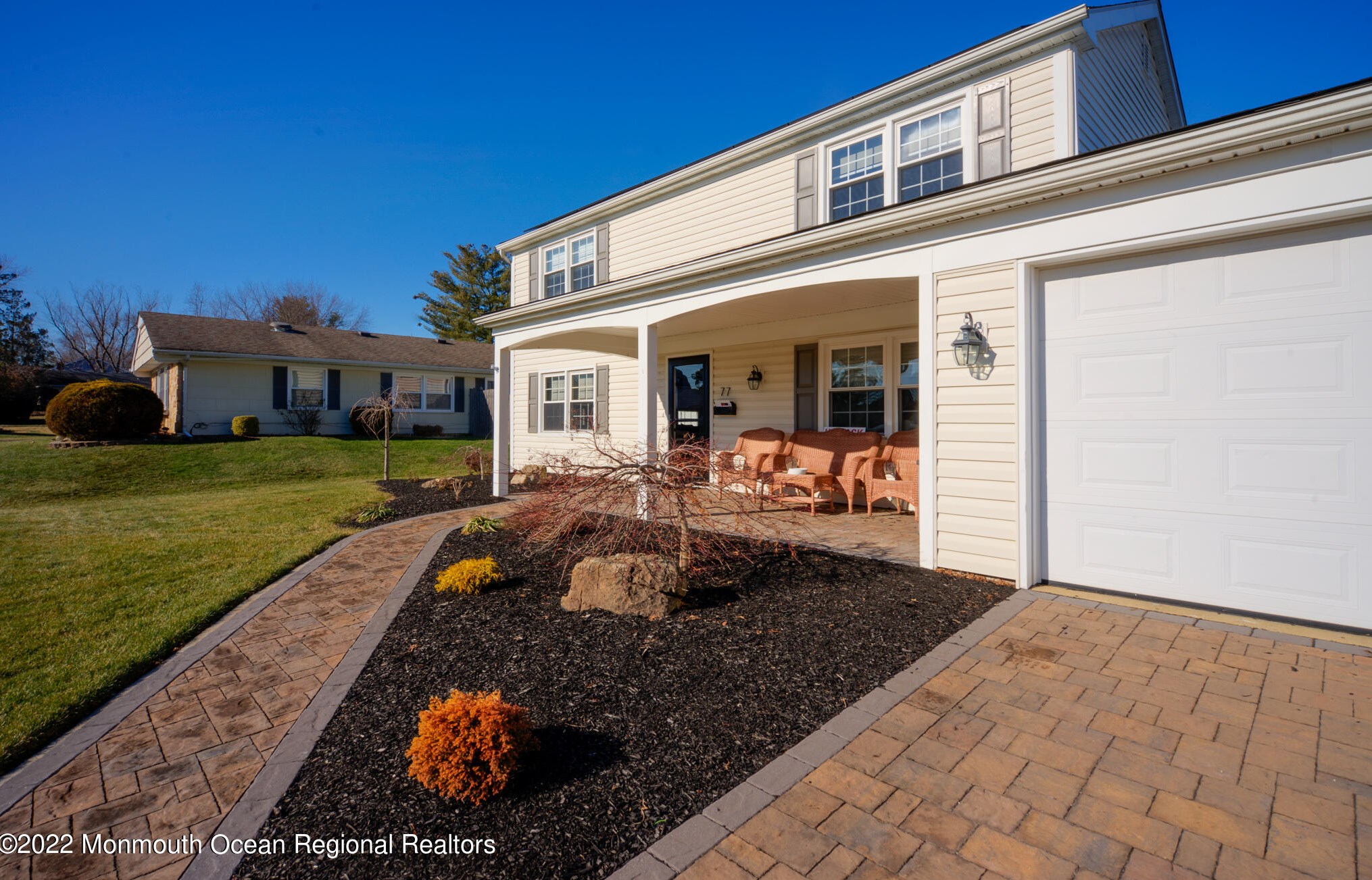 77 Bechstein Dr, Matawan NJ  07747-2331 exterior
