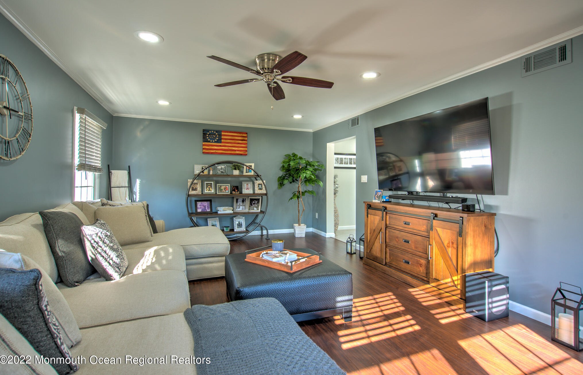 77 Bechstein Dr, Matawan NJ  07747-2331 exterior