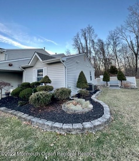 27 Breakwater Sq, East Freehold, NJ 07728