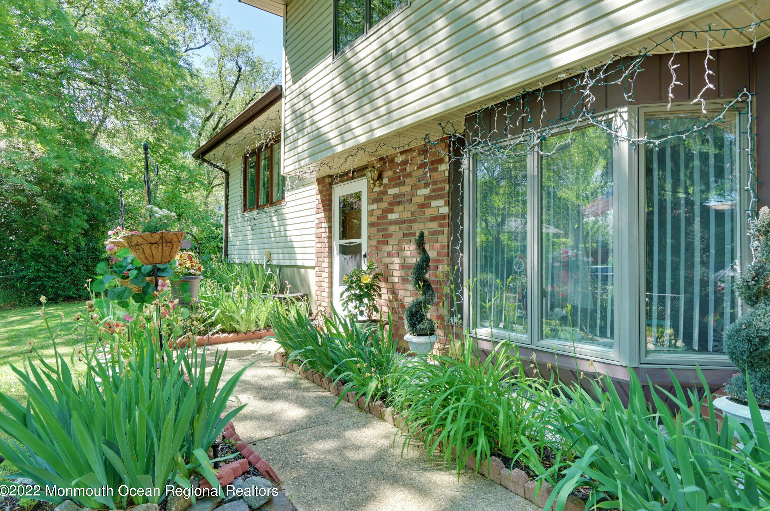 6 Emory Ct, Jackson Twp, NJ 08527