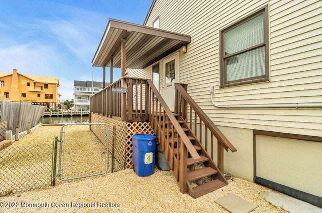 1214 Niihau Dr, Lacey, NJ 08731