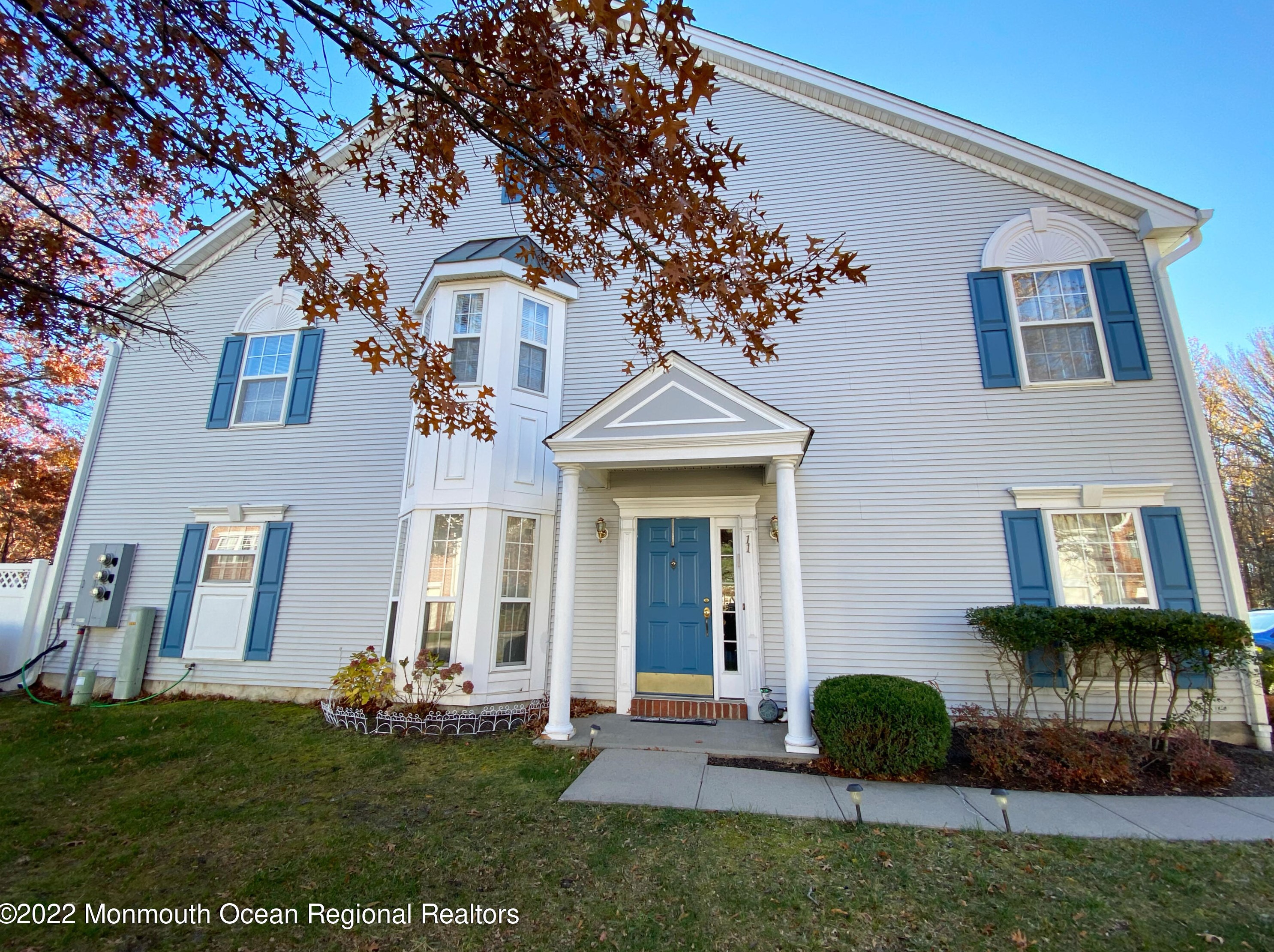11 Painted Wagon Rd, Holmdel Village, NJ 07733