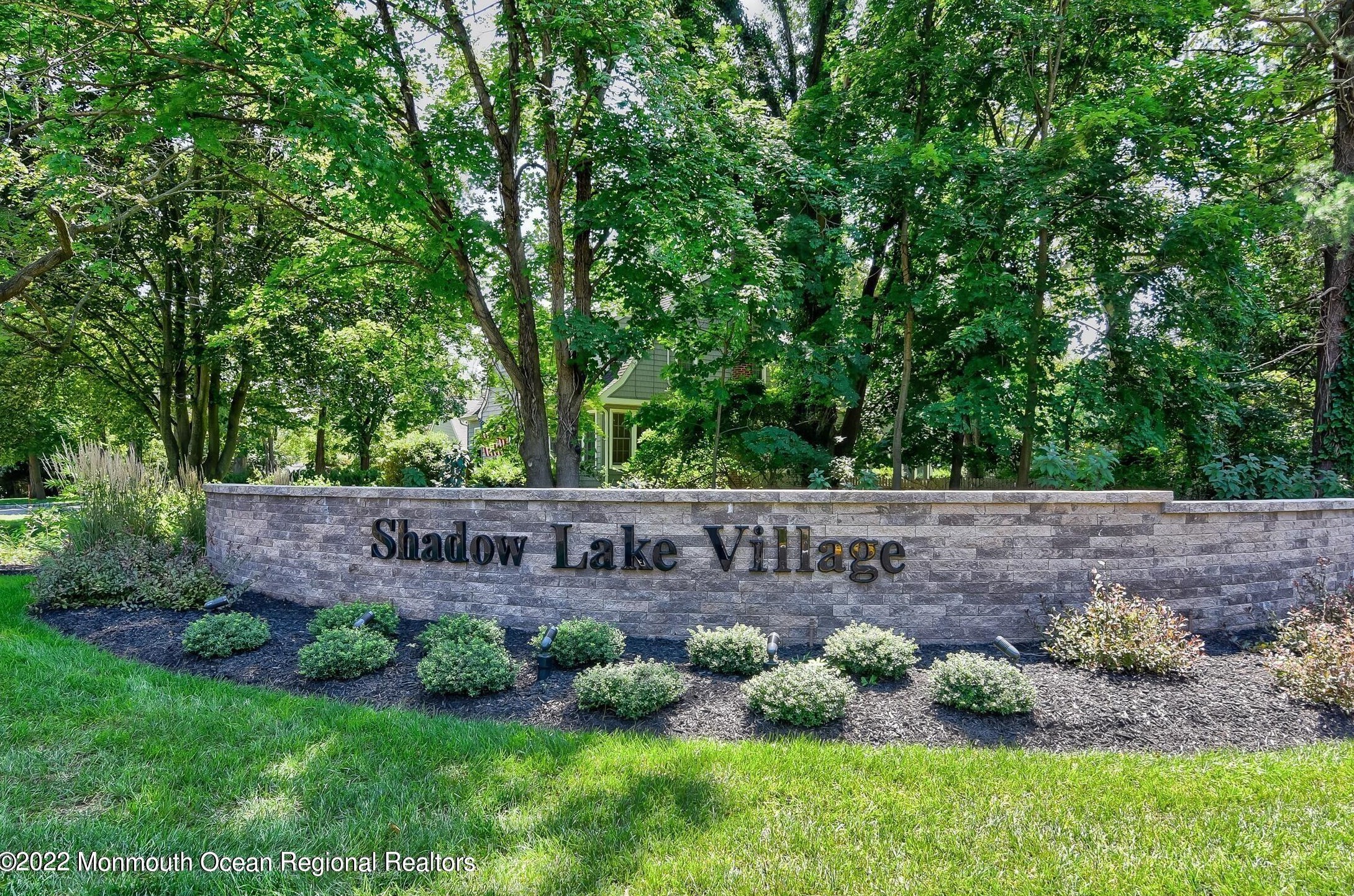 117 Lexington Ct, Tinton Falls, NJ 07701