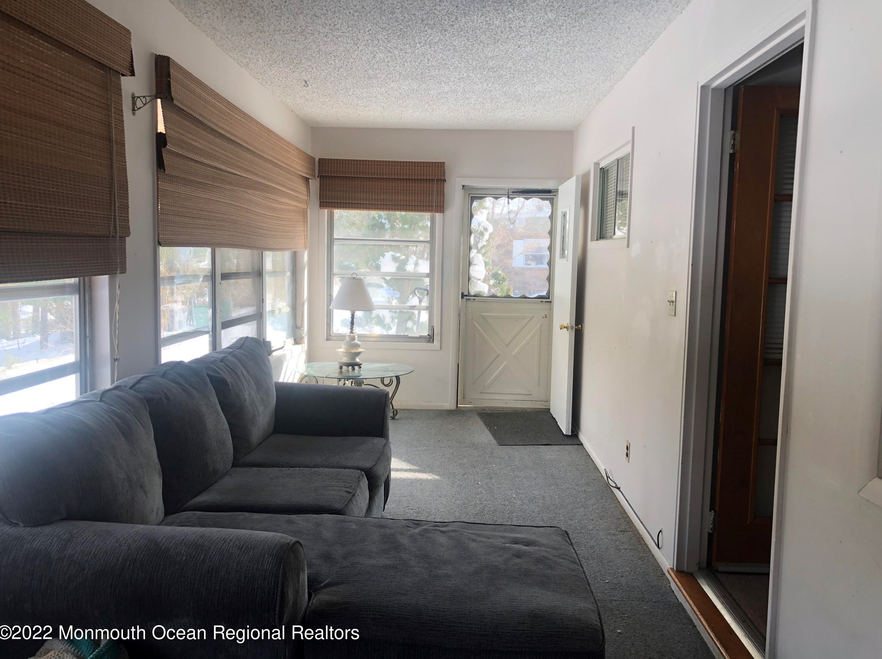 12 Willow St #d, Toms River, NJ 08757