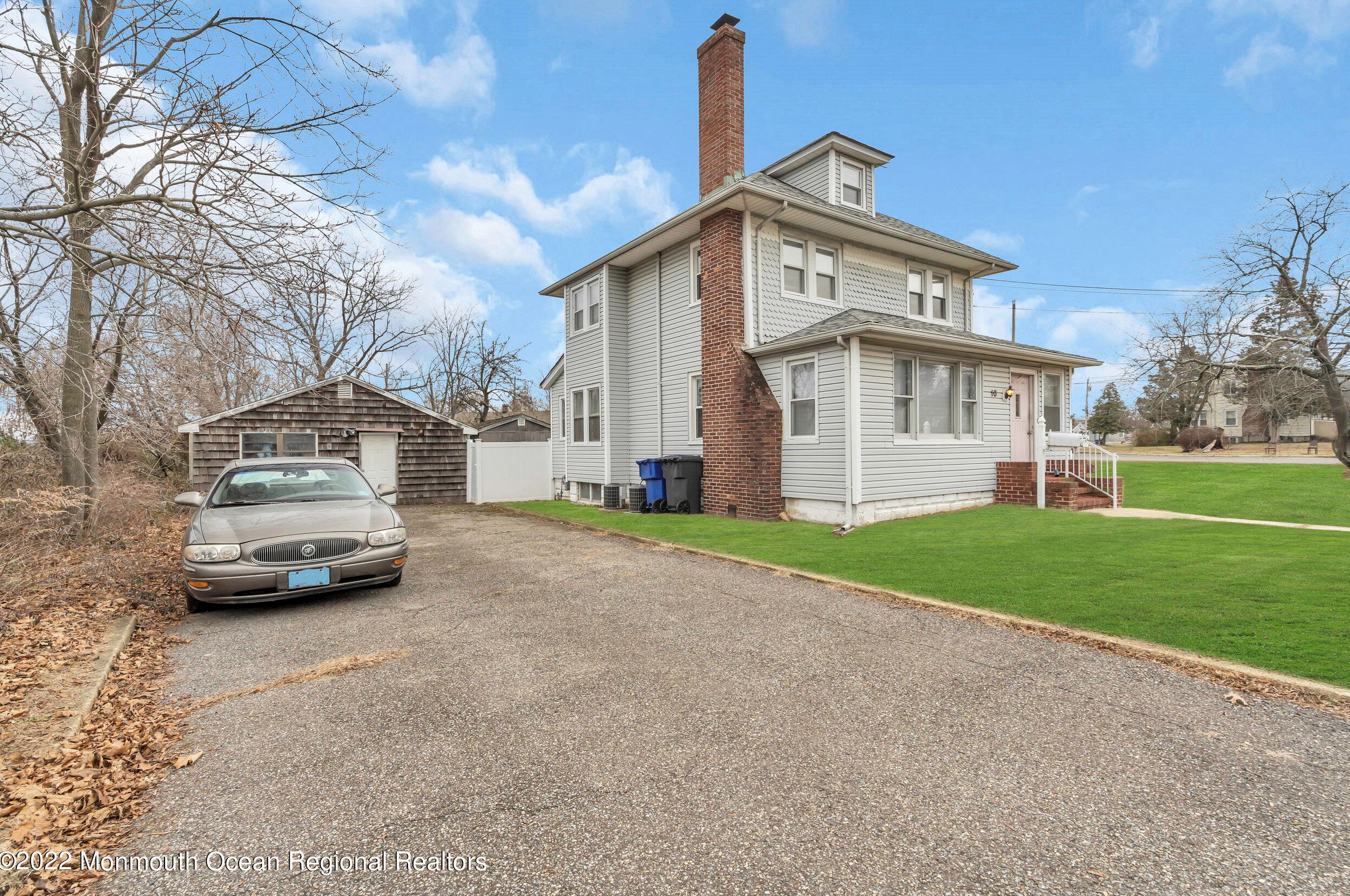 10 Gateway, Toms River NJ  08753-6611 exterior