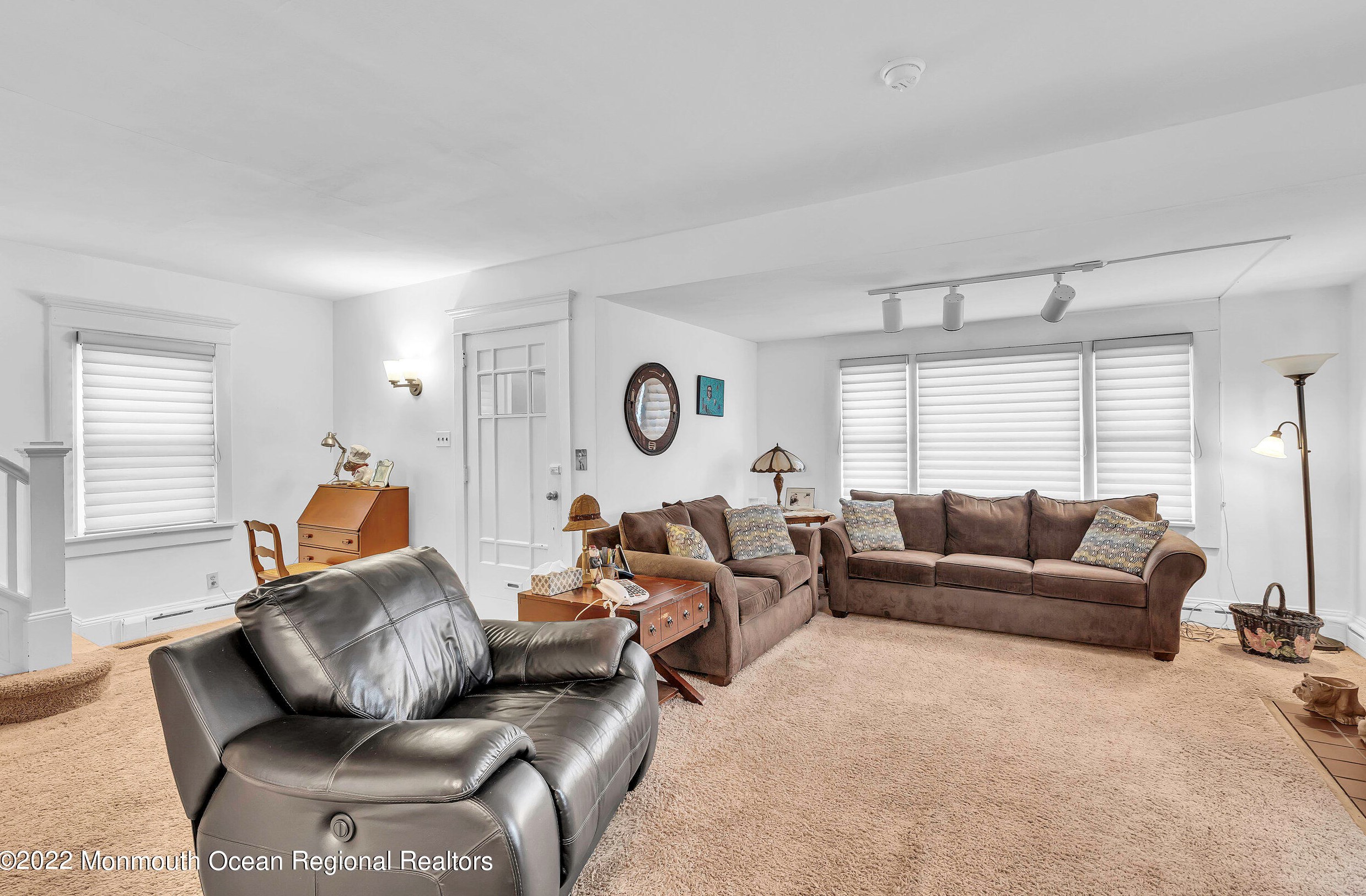 10 Gateway, Toms River NJ  08753-6611 exterior