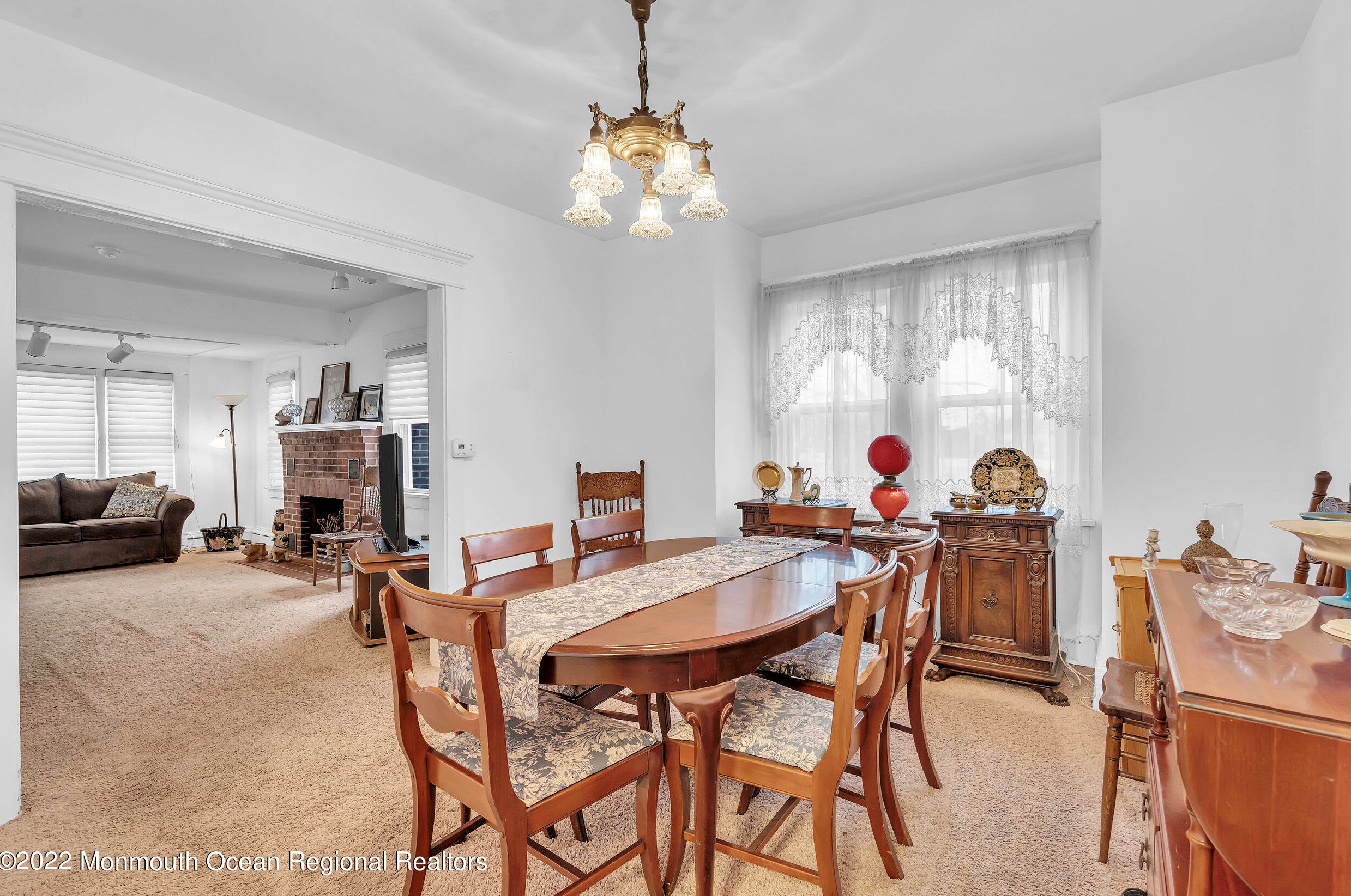 10 Gateway, Toms River NJ  08753-6611 exterior