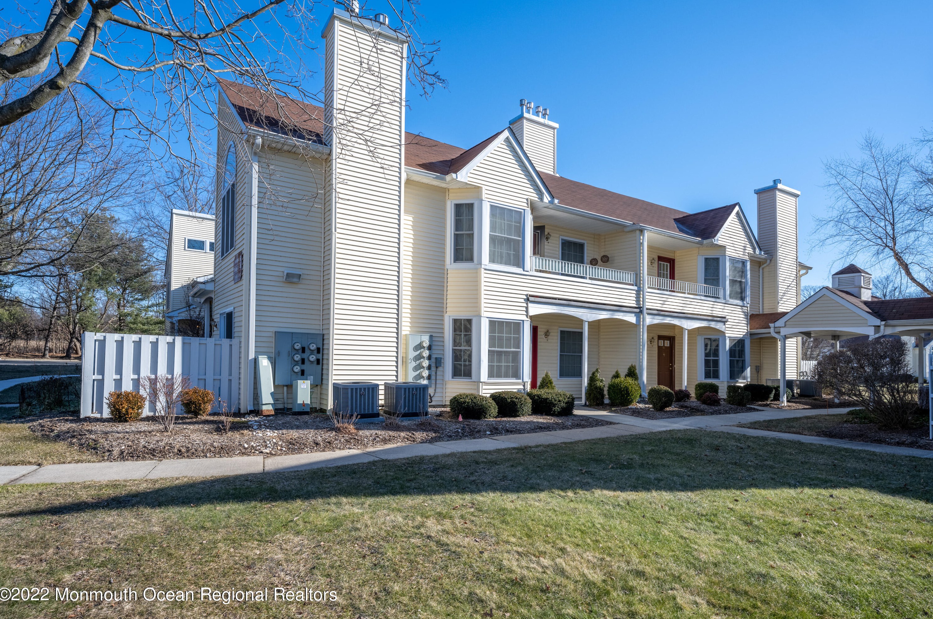 41 Powell Ct, East Windsor, NJ 08520-3015