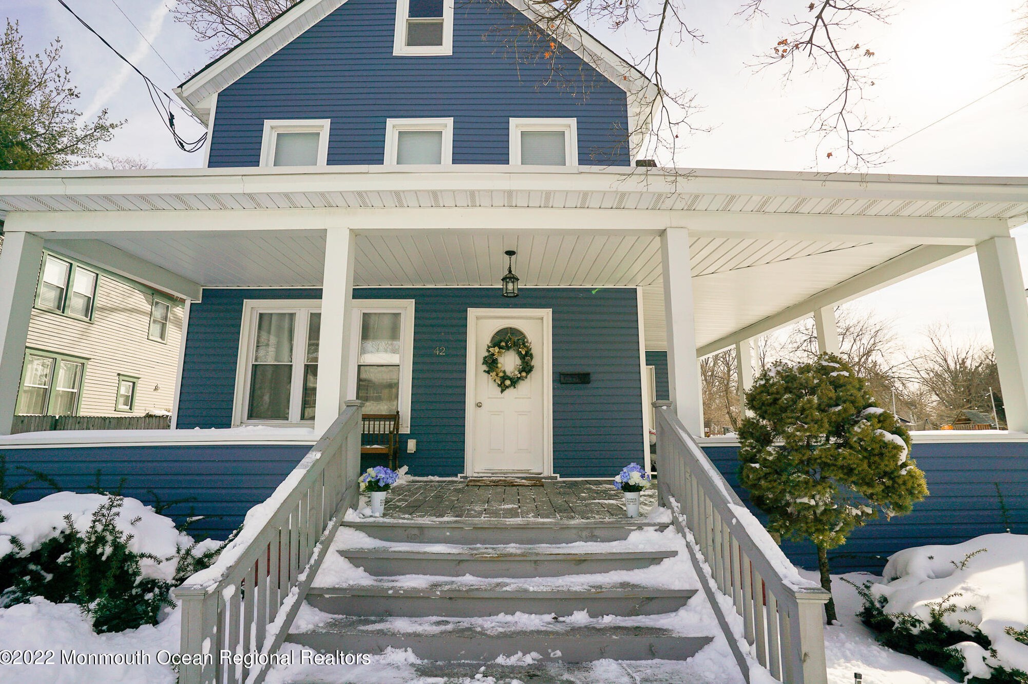 42 Broadway, East Freehold, NJ 07728