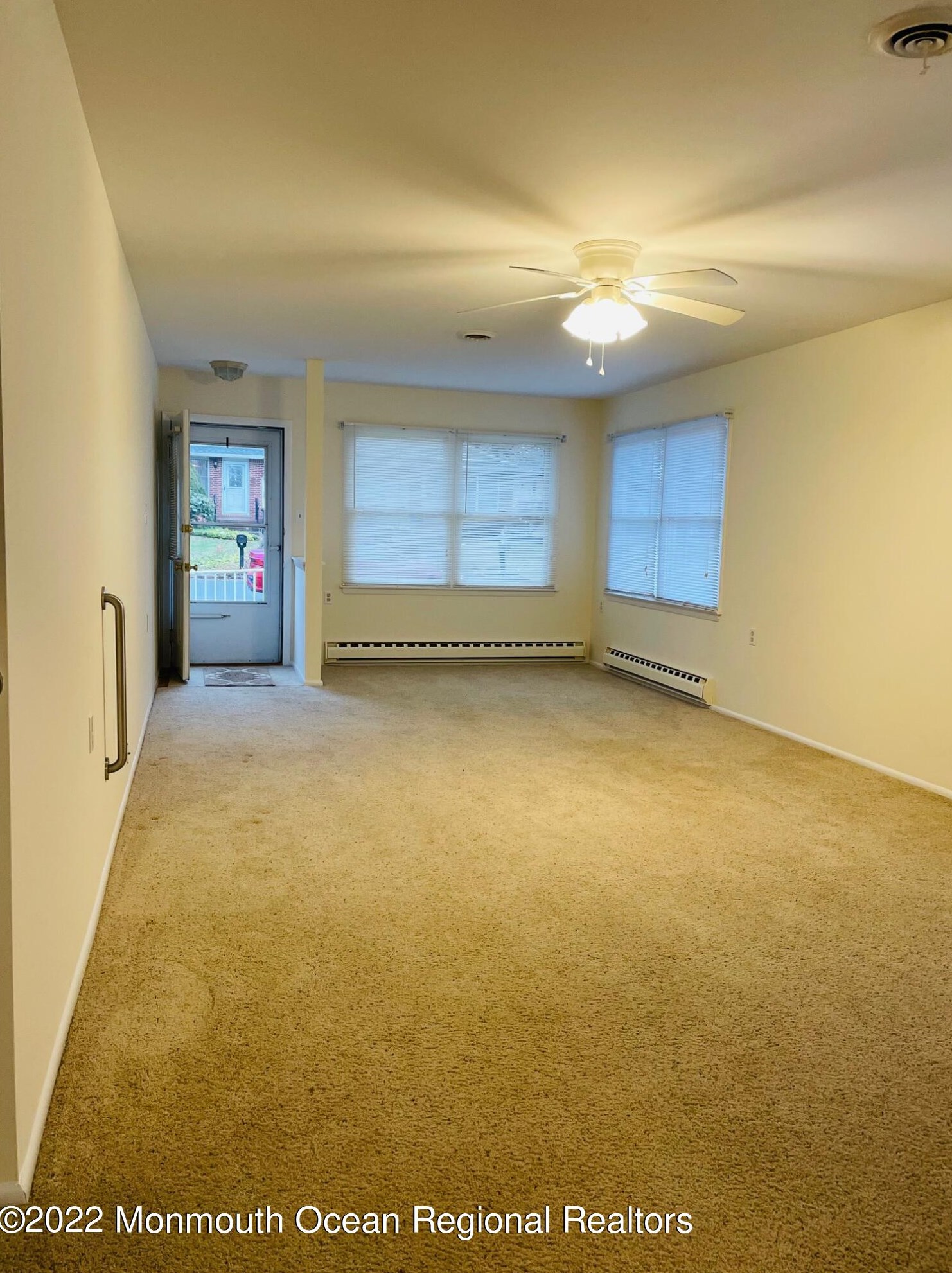 19 Magnolia Rd, Cedar Bonnet Island, NJ 08050