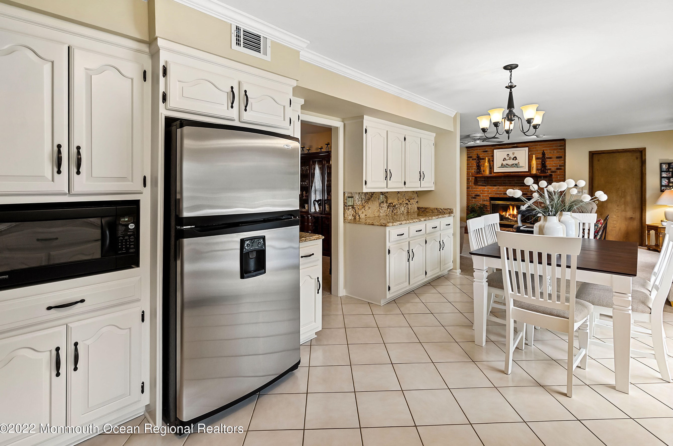 700 Michael Dr, Toms River NJ 08753-5687 exterior