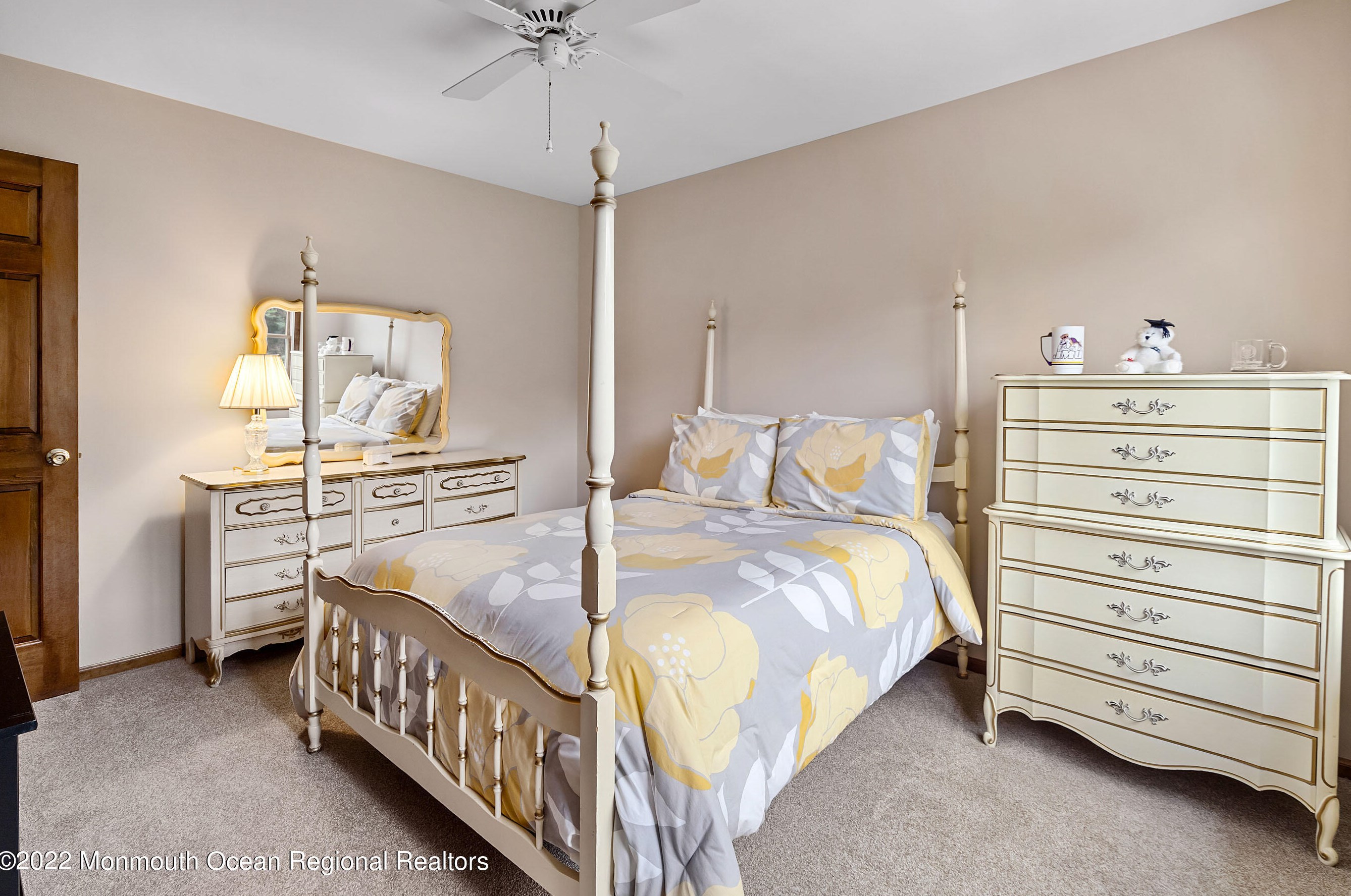 700 Michael Dr, Toms River NJ 08753-5687 exterior