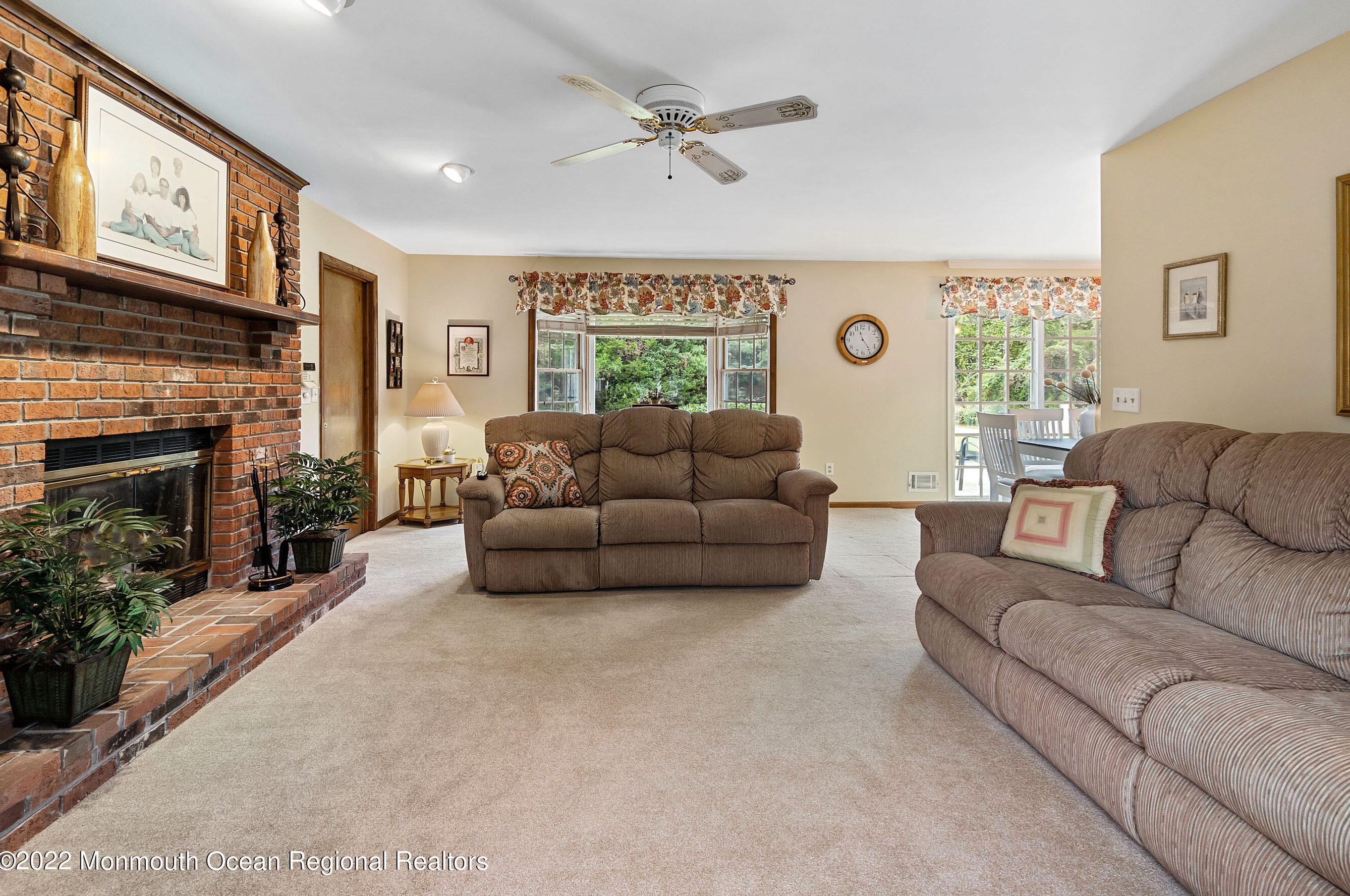 700 Michael Dr, Toms River NJ 08753-5687 exterior