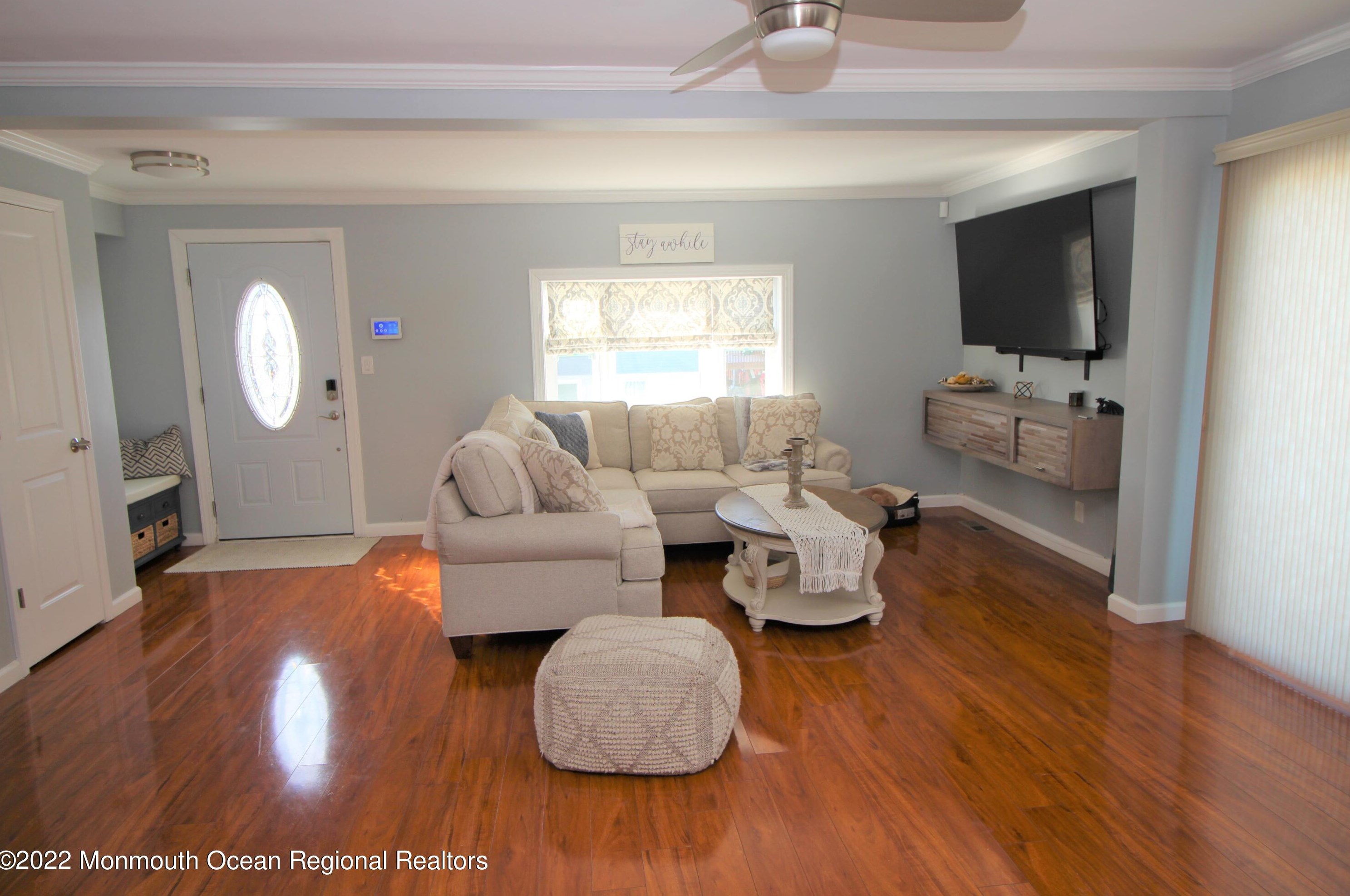 45 Woodland Ave, Ideal Beach NJ  07734-1641 exterior