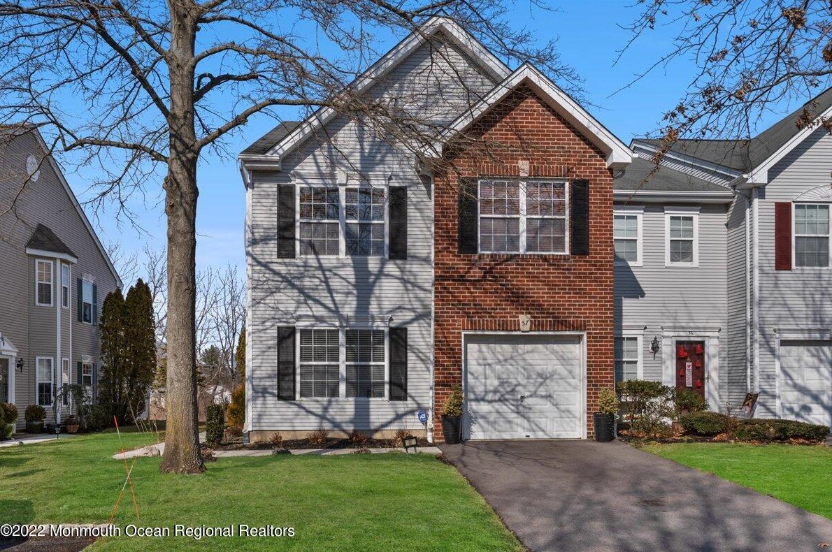 57 Picket Pl #1000, East Freehold, NJ 07728