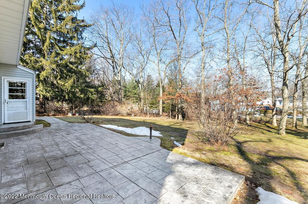 343 Grant Ave, Tinton Falls, NJ 07724