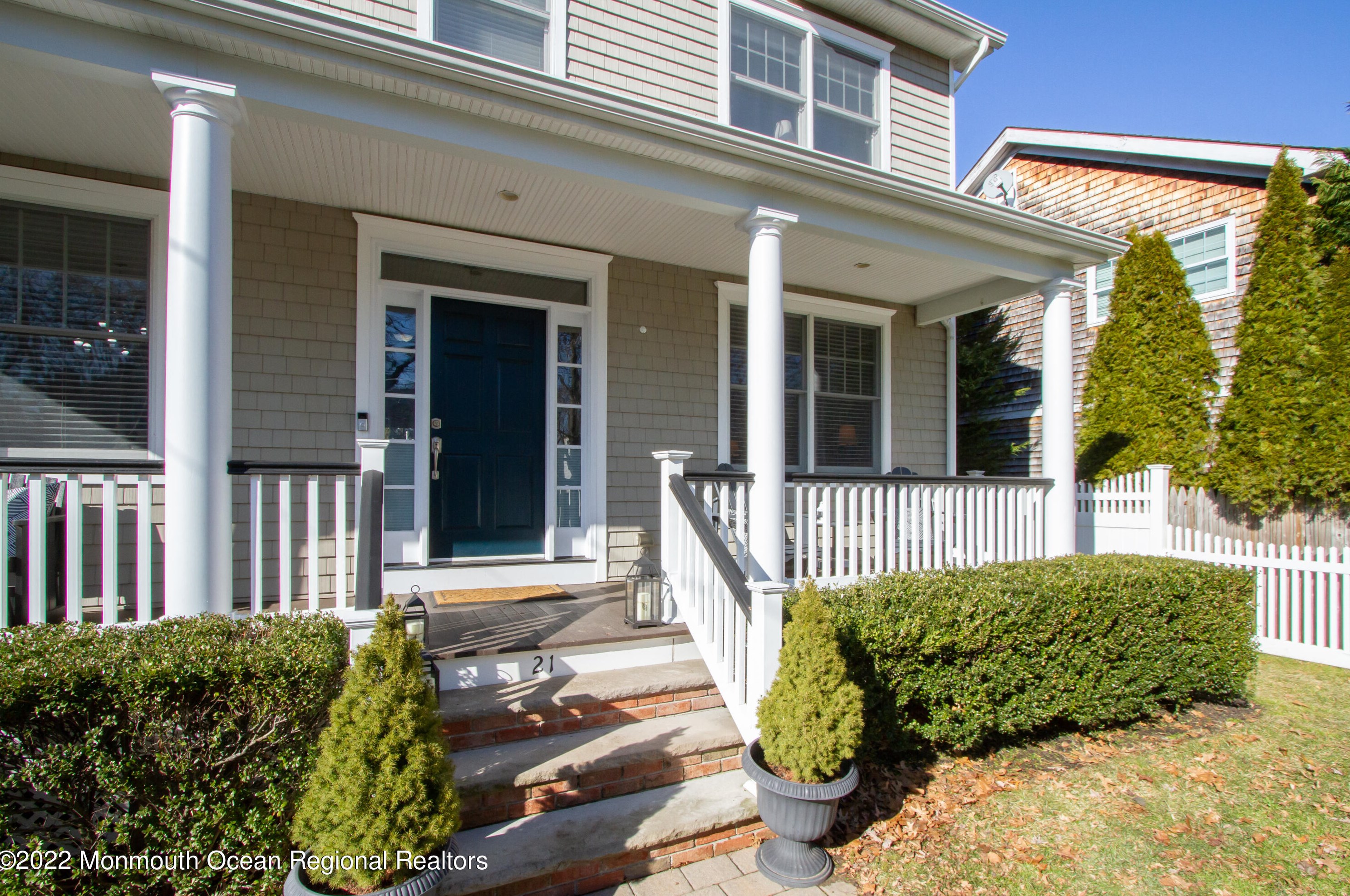 21 Bay St, Locust, NJ 07760