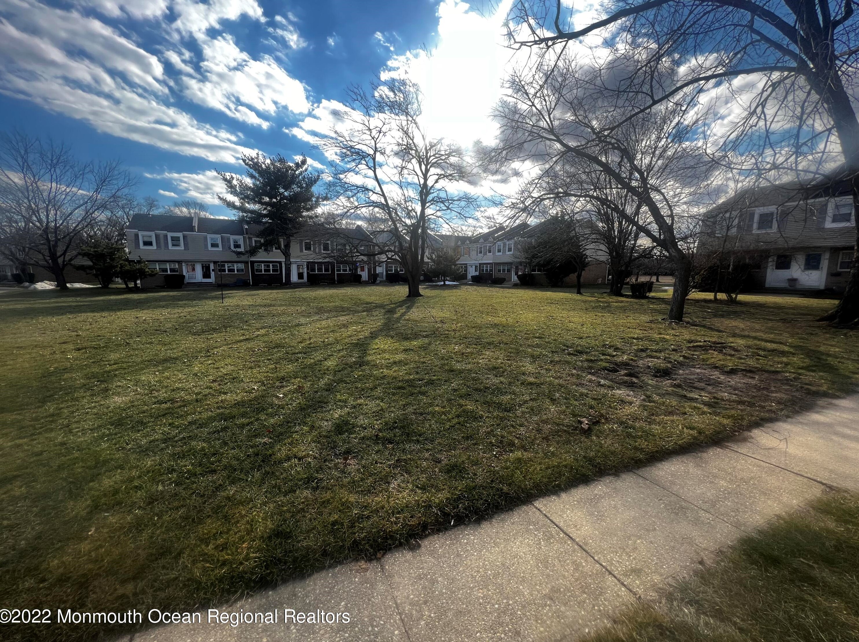 113 Primrose Ln, Bricktown, NJ 08724