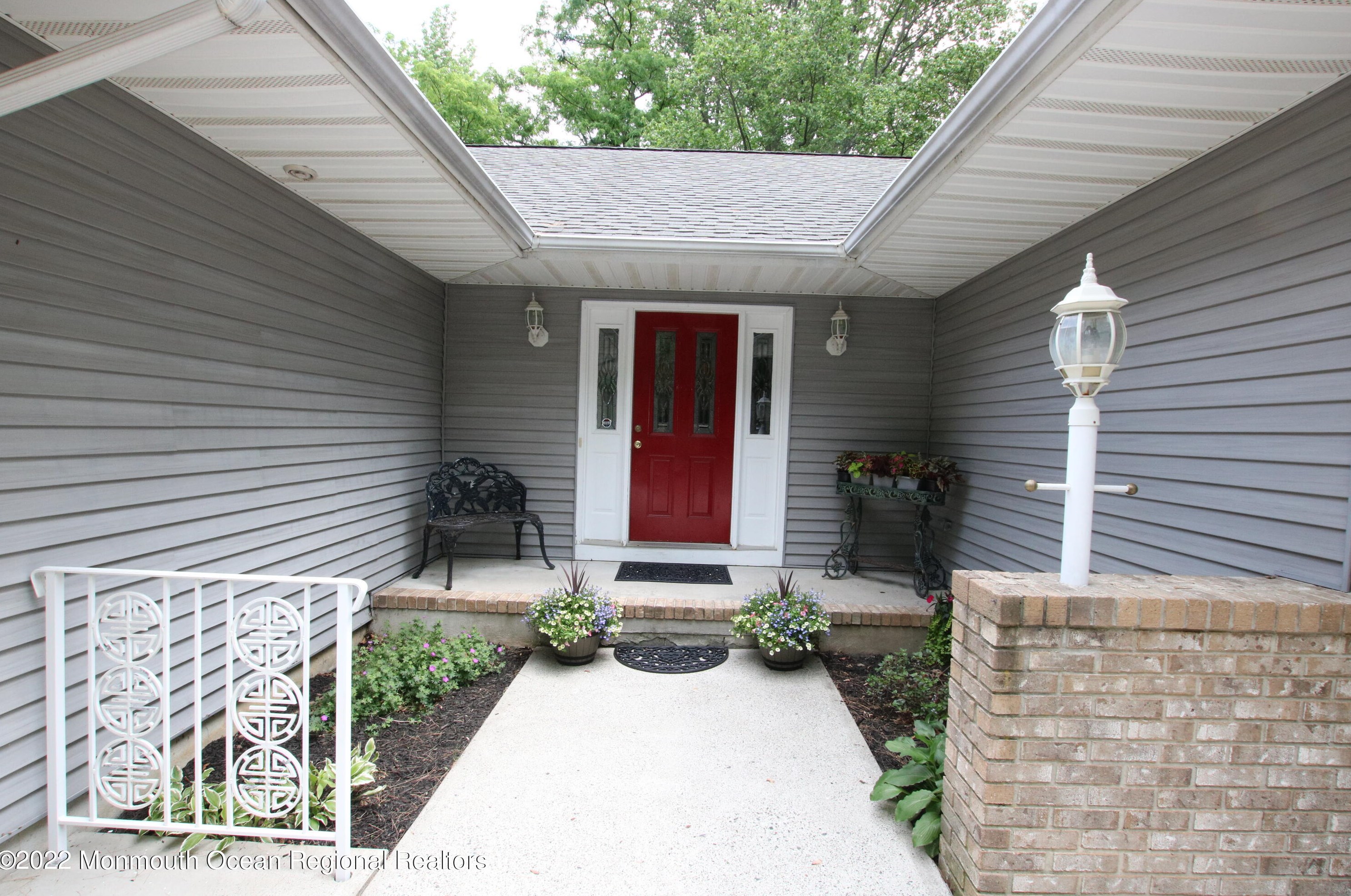 450 Everett Rd, Lincroft, NJ 07738