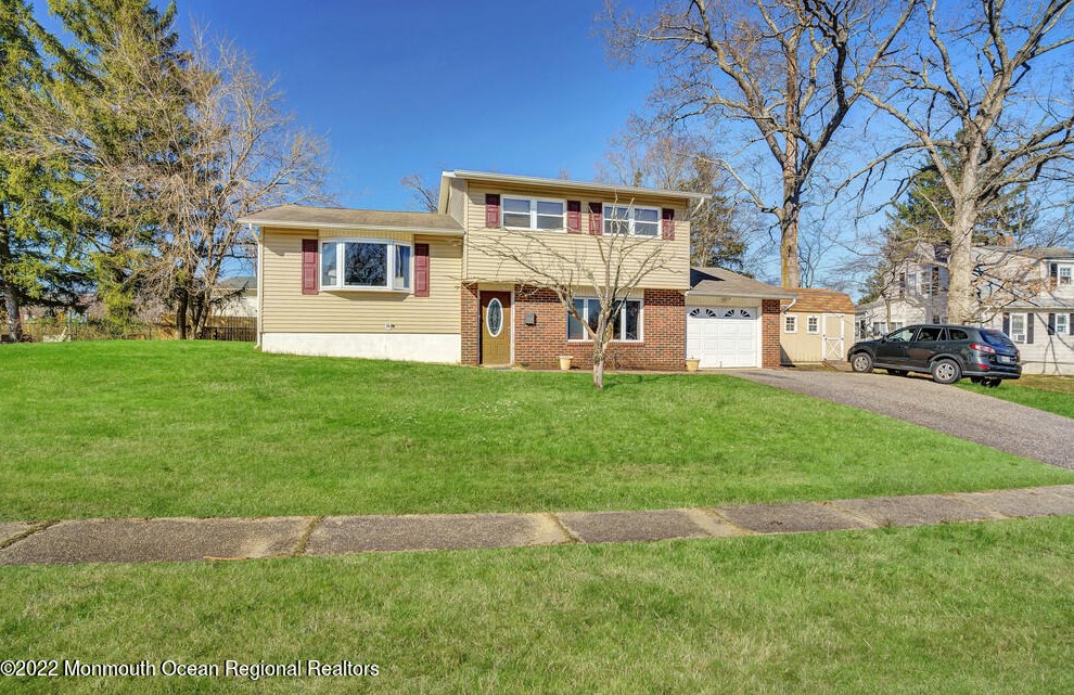 24 Lehigh Blvd, Jackson Twp, NJ 08527