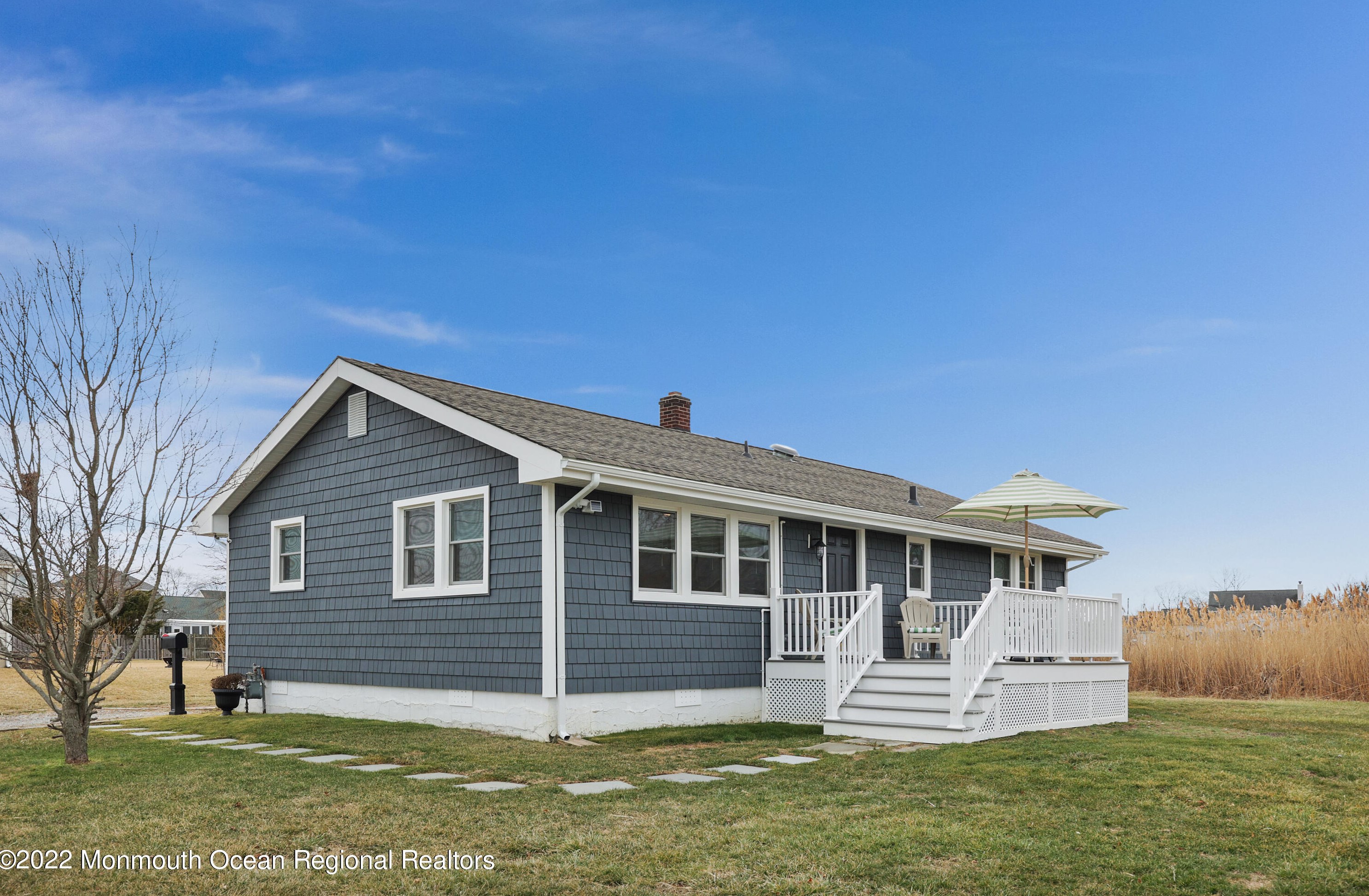 48 Valentine St, Monmouth Beach, NJ 07750-1441