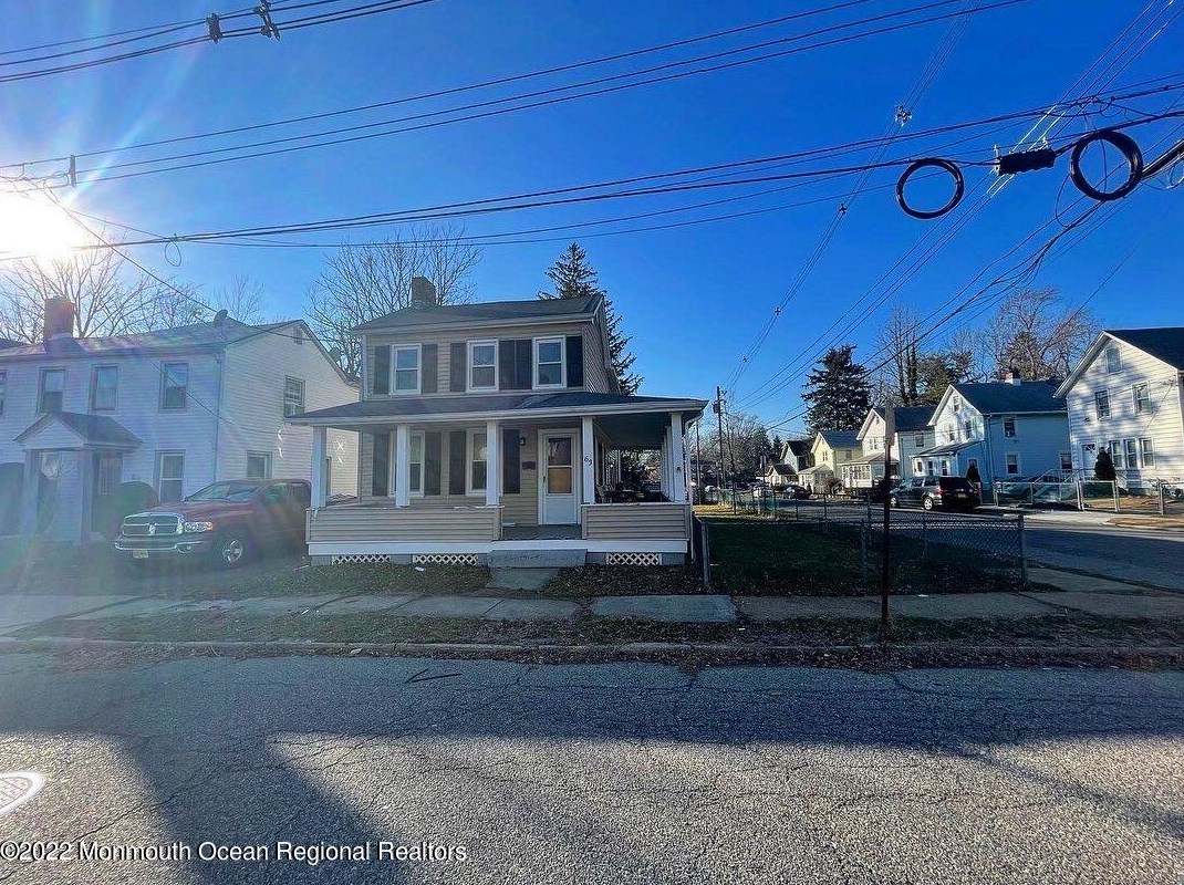 63 Wayne Ave, East Freehold, NJ 07728
